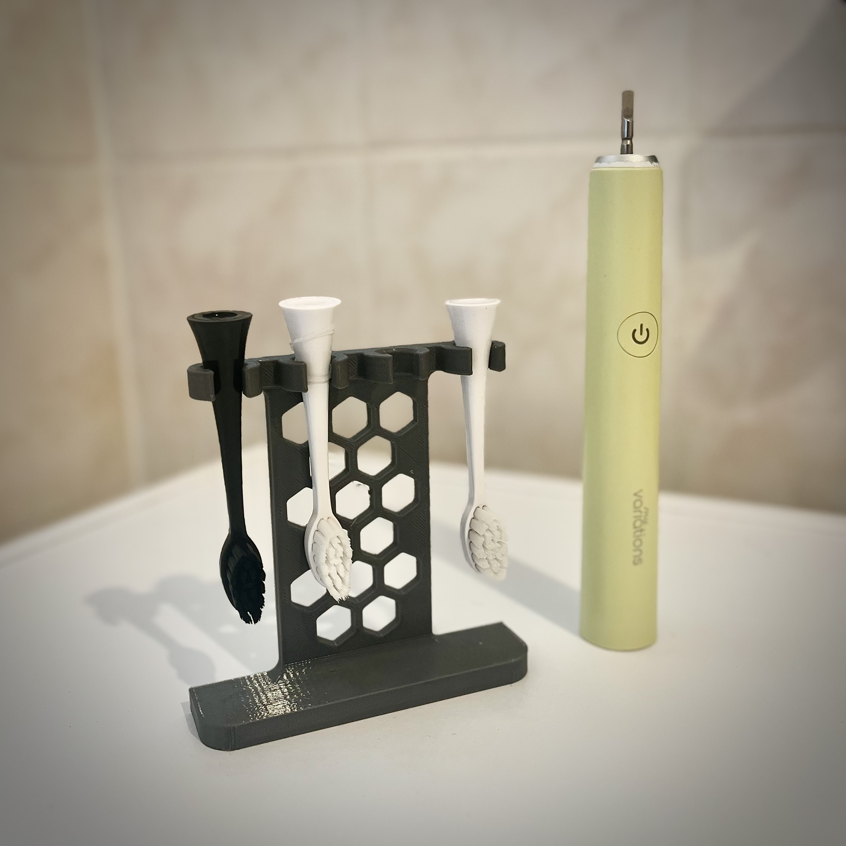 Toothbrush head holder – My Variations