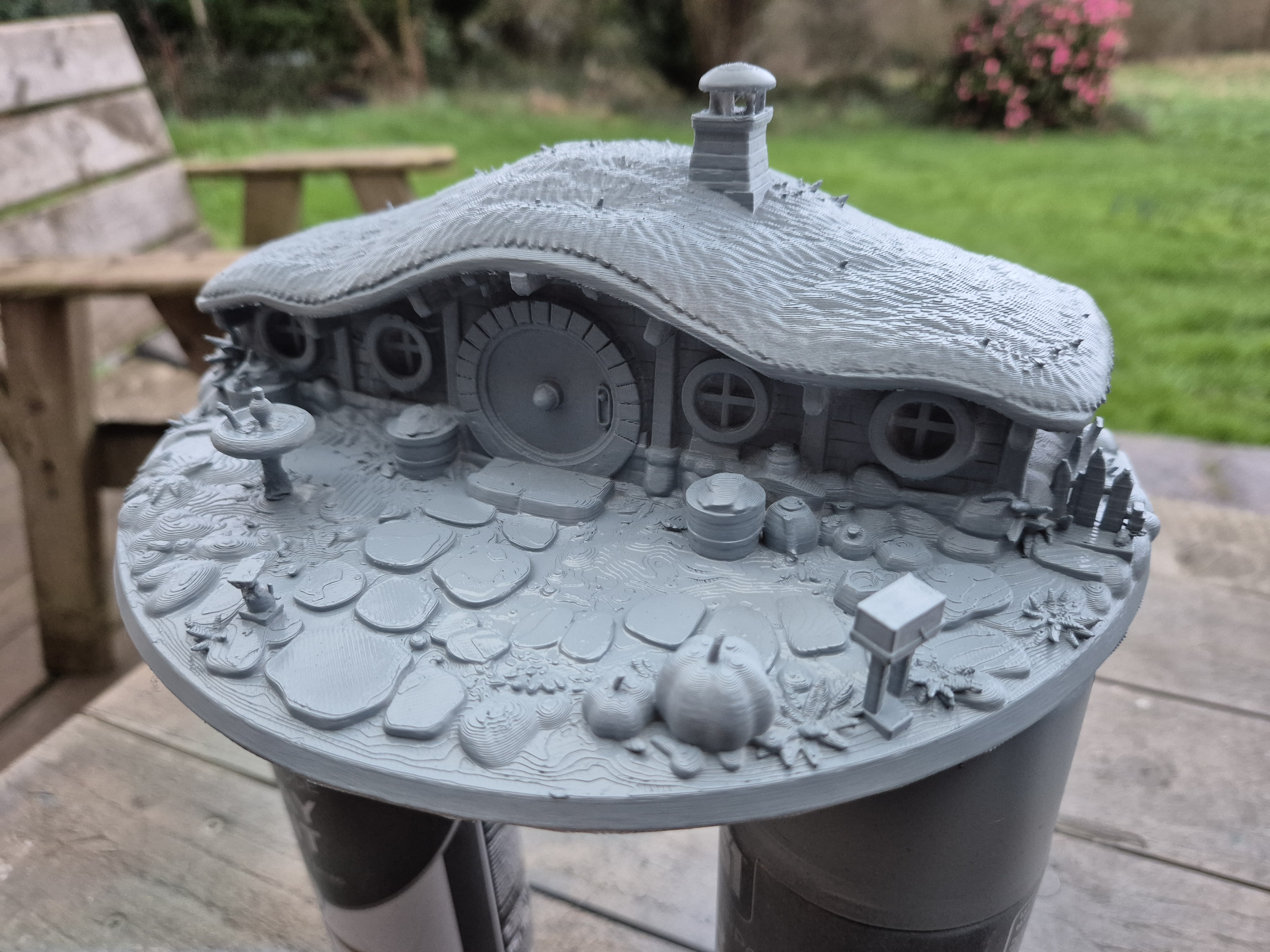 Hobbit House Model Bag End Lord of the Rings LOTR Shire