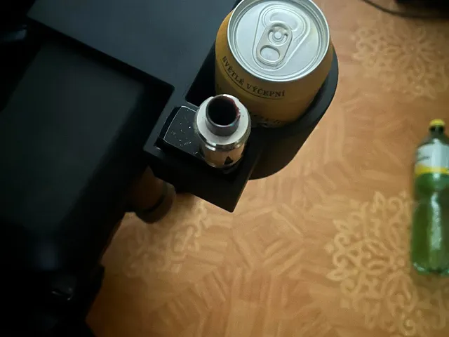 Beer and vape holder on PC chair