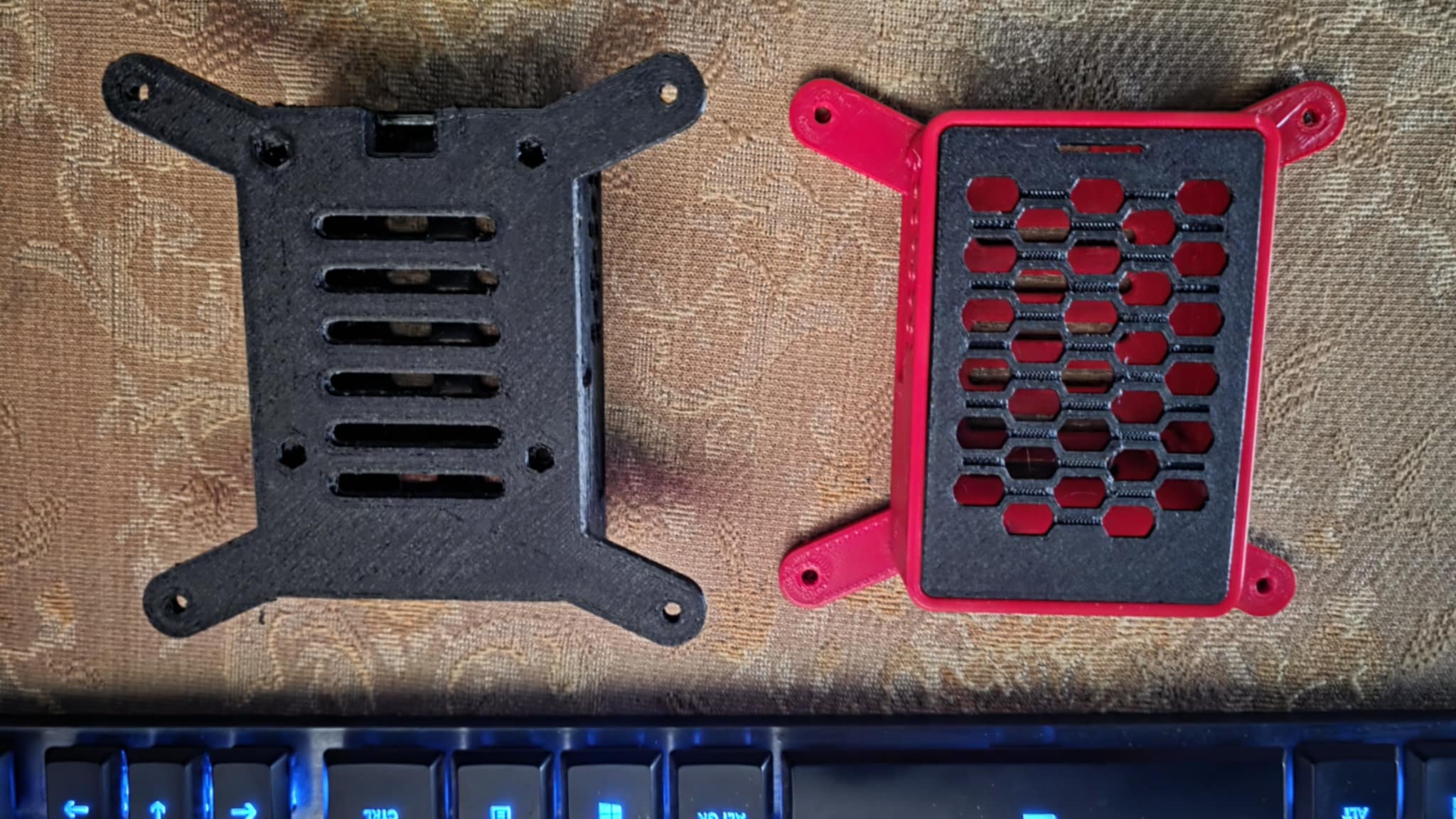 Raspberry Pi 5 case VESA Standard 100mm