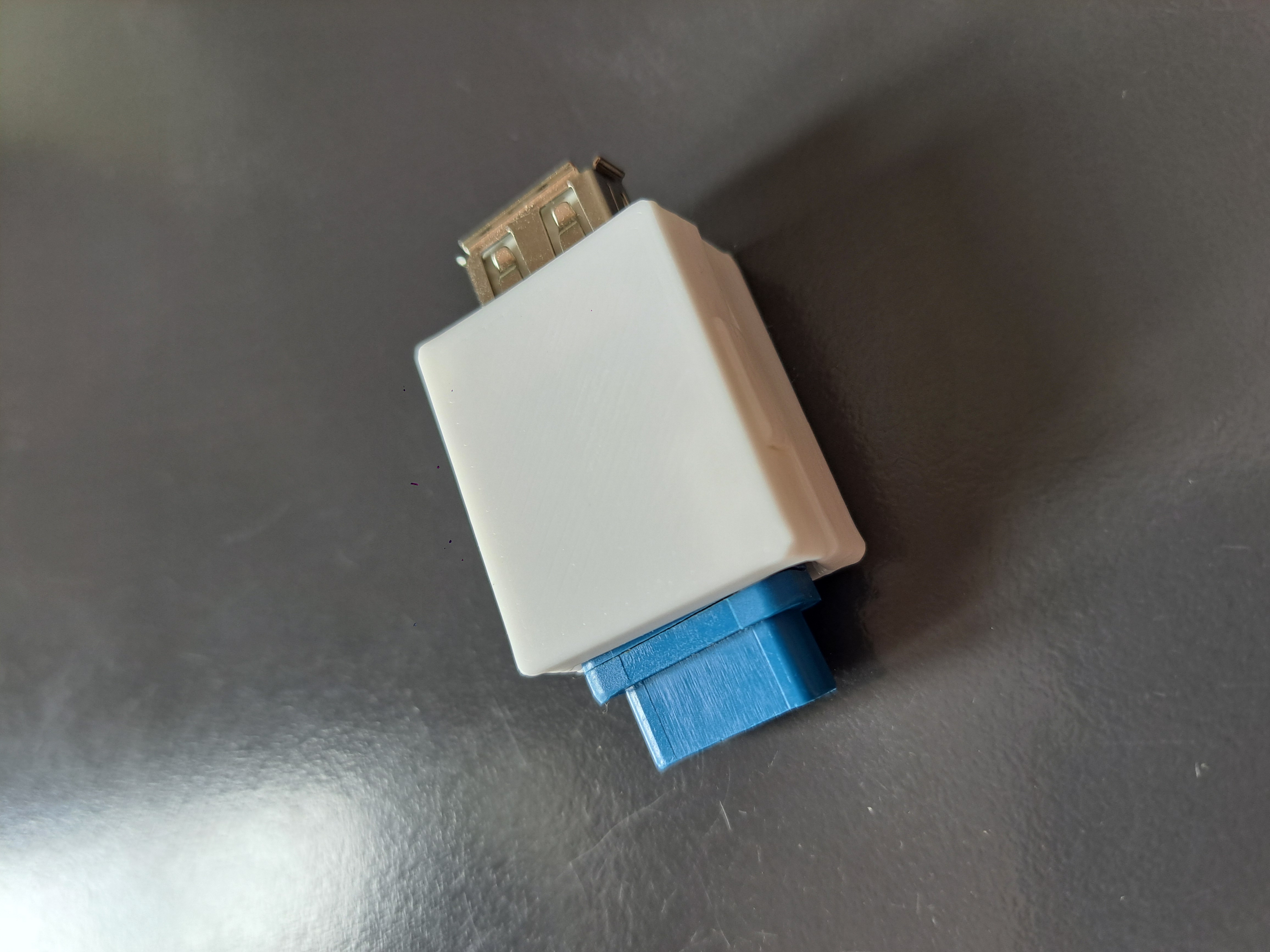 Cover for Amiga/Atari mouse adaptor