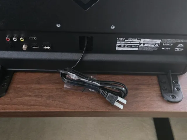Low Profile Feed For Vizio D24F