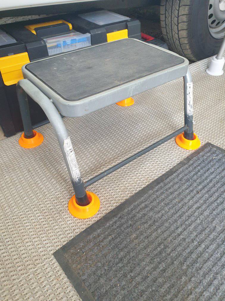 Teller für Trittstufe Caravan