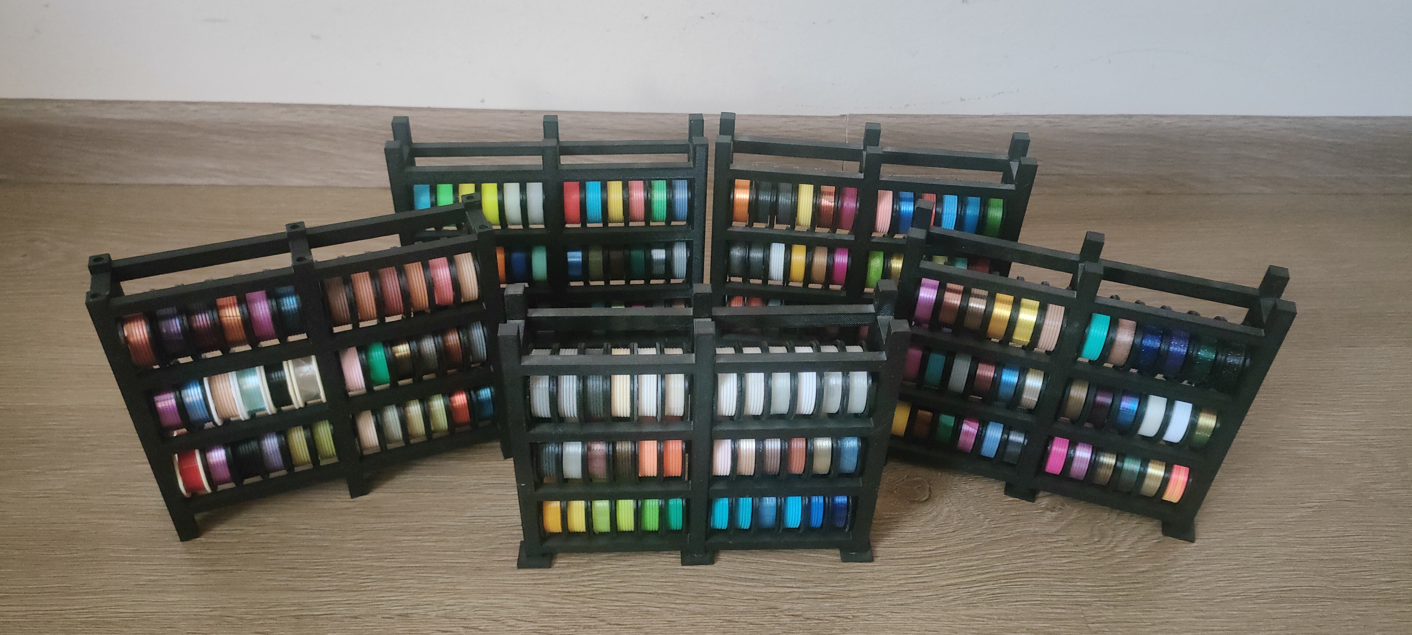 Mini filament stand