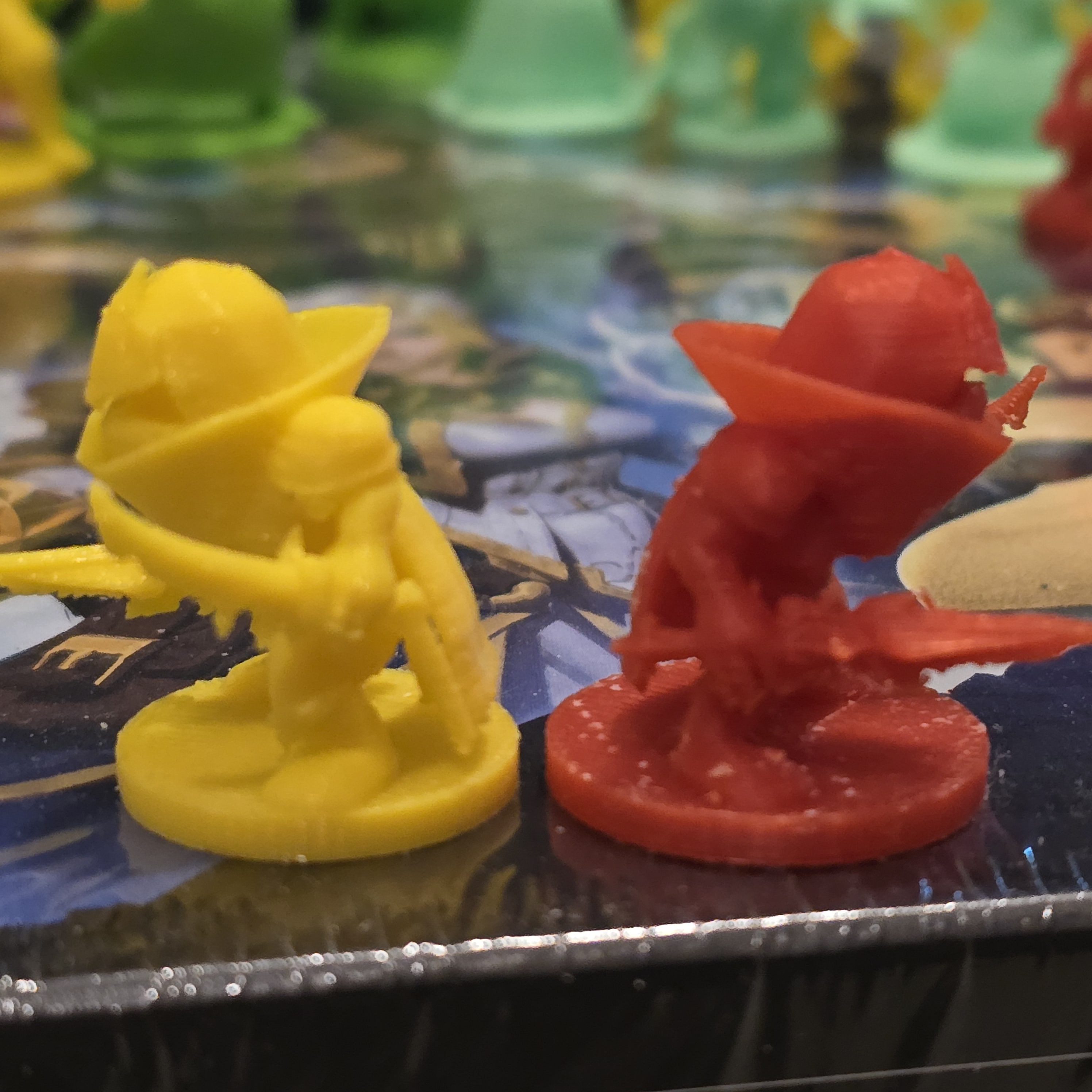 Warcraft board game replacement mini - Alissi in T1 raid set — thumbnail 3