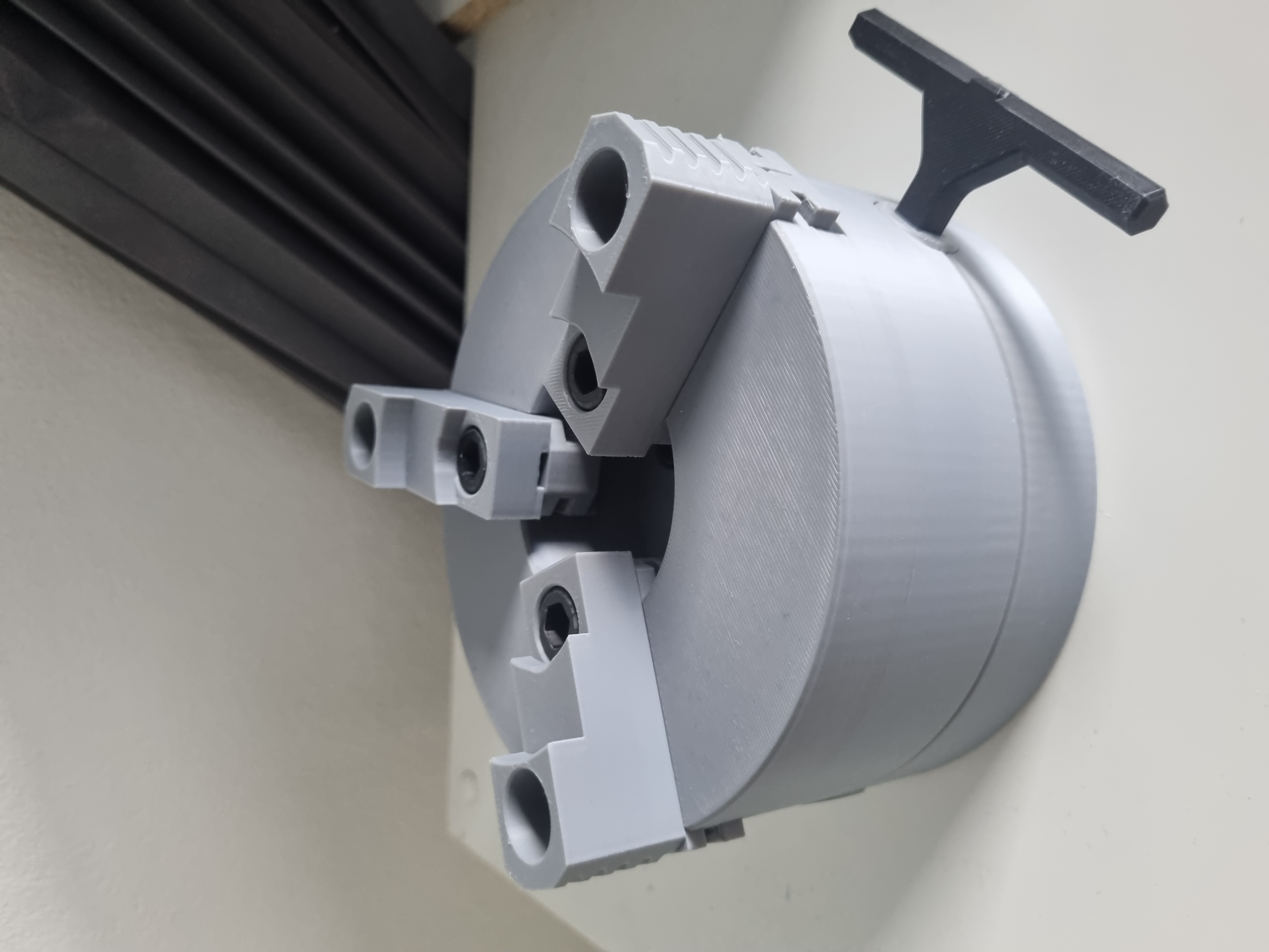 Miniatura 5 do modelo 3D CNC Lathe Chuck