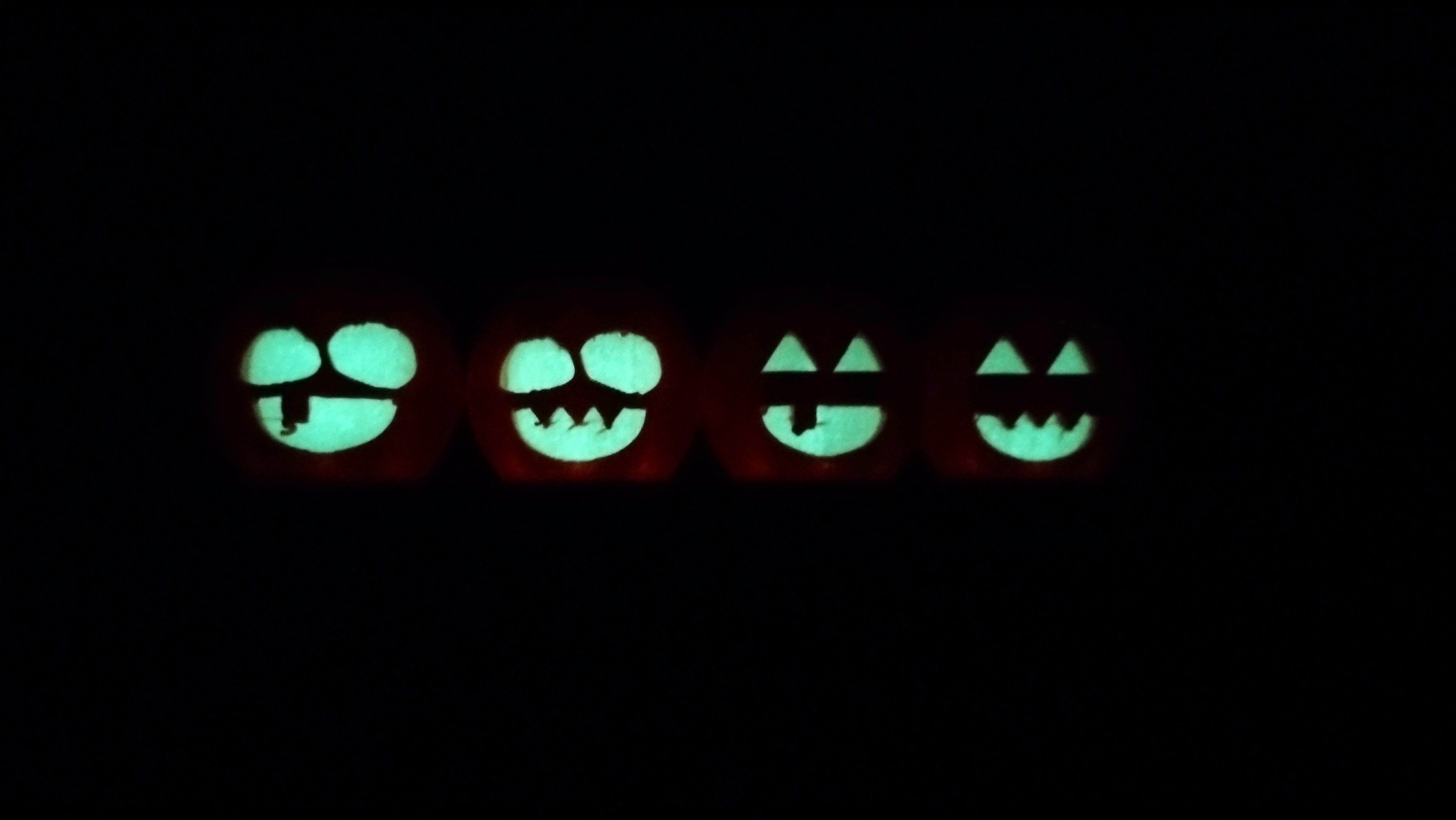 Miniatura 3 do modelo 3D Mini pumpkin with face