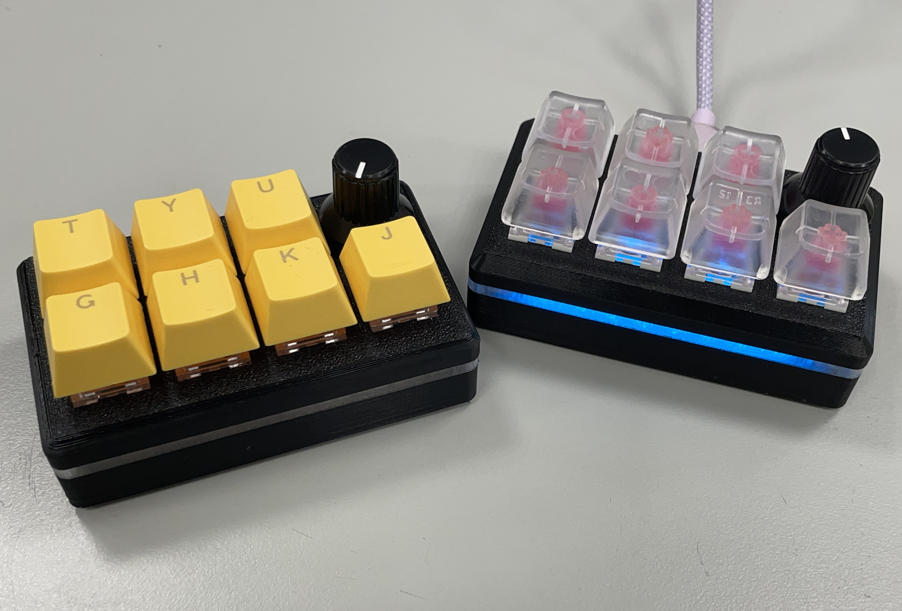 A simple and compact macro keypad
