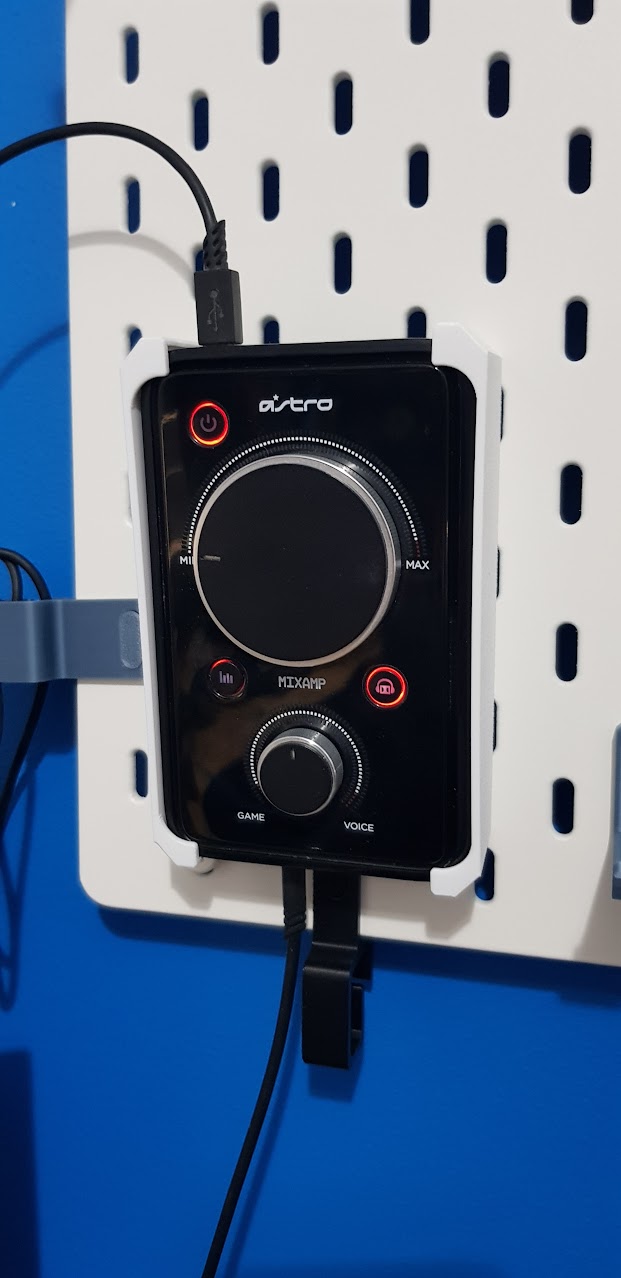SKADIS holder for ASTRO A40 MIXAMP PRO (MA3 - ORIGINAL MIXAMP)