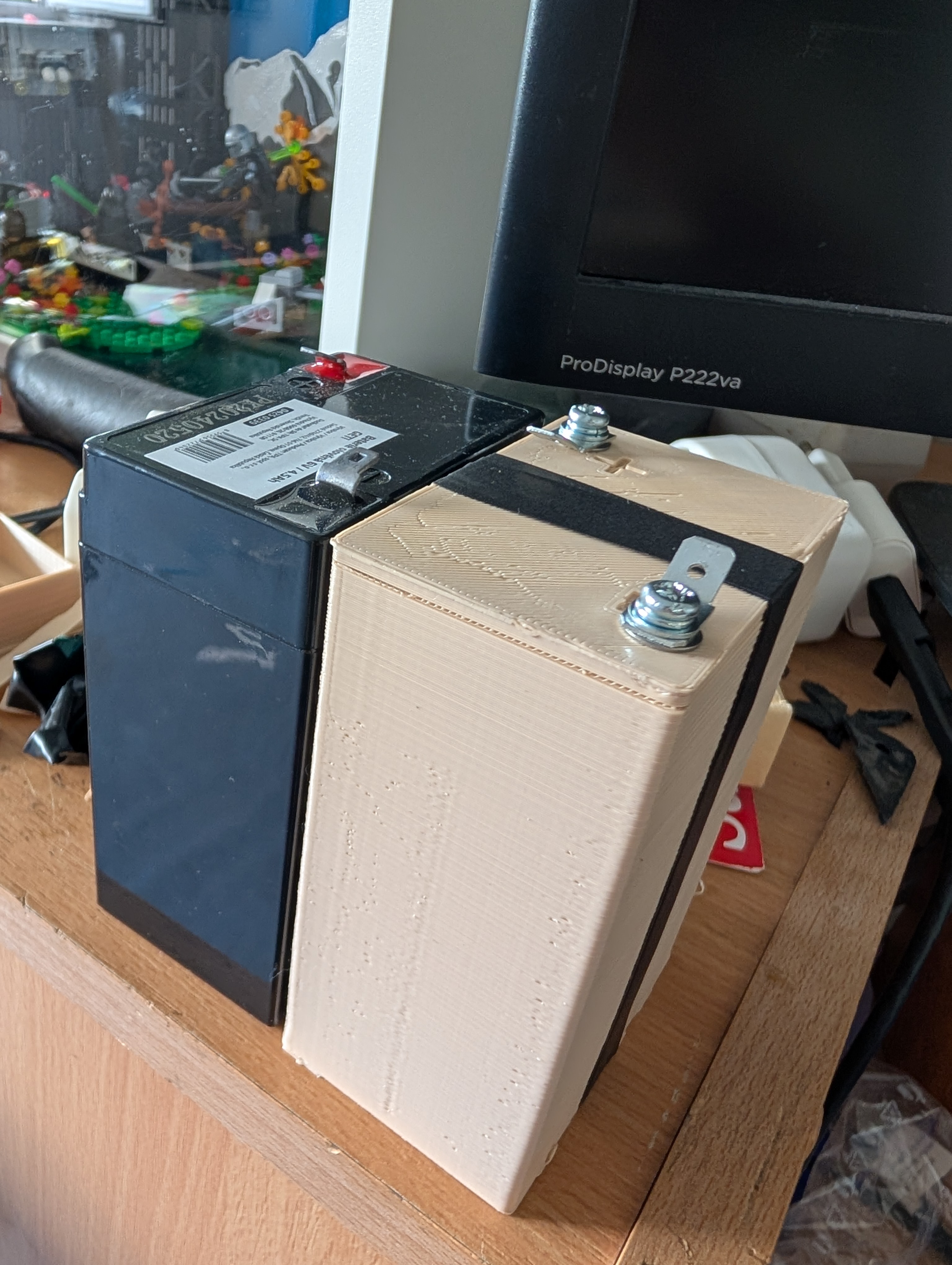 6x 21700 cell battery box (6V/4Ah size)