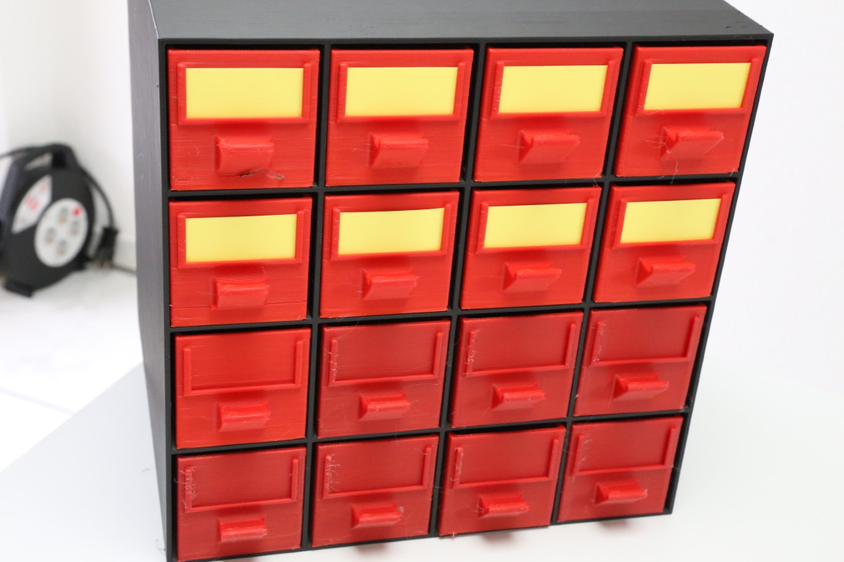 Schubladenbox für Schrauben, Kleinteile (Drawer box for screws, small parts)