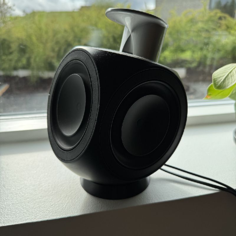 Bang&Olufsen BeoLab3 スタンド.スピーカー✖️2 B&O BeoLab 3 スピーカー 専用スタンドSTBL3付 @21240 / 中古