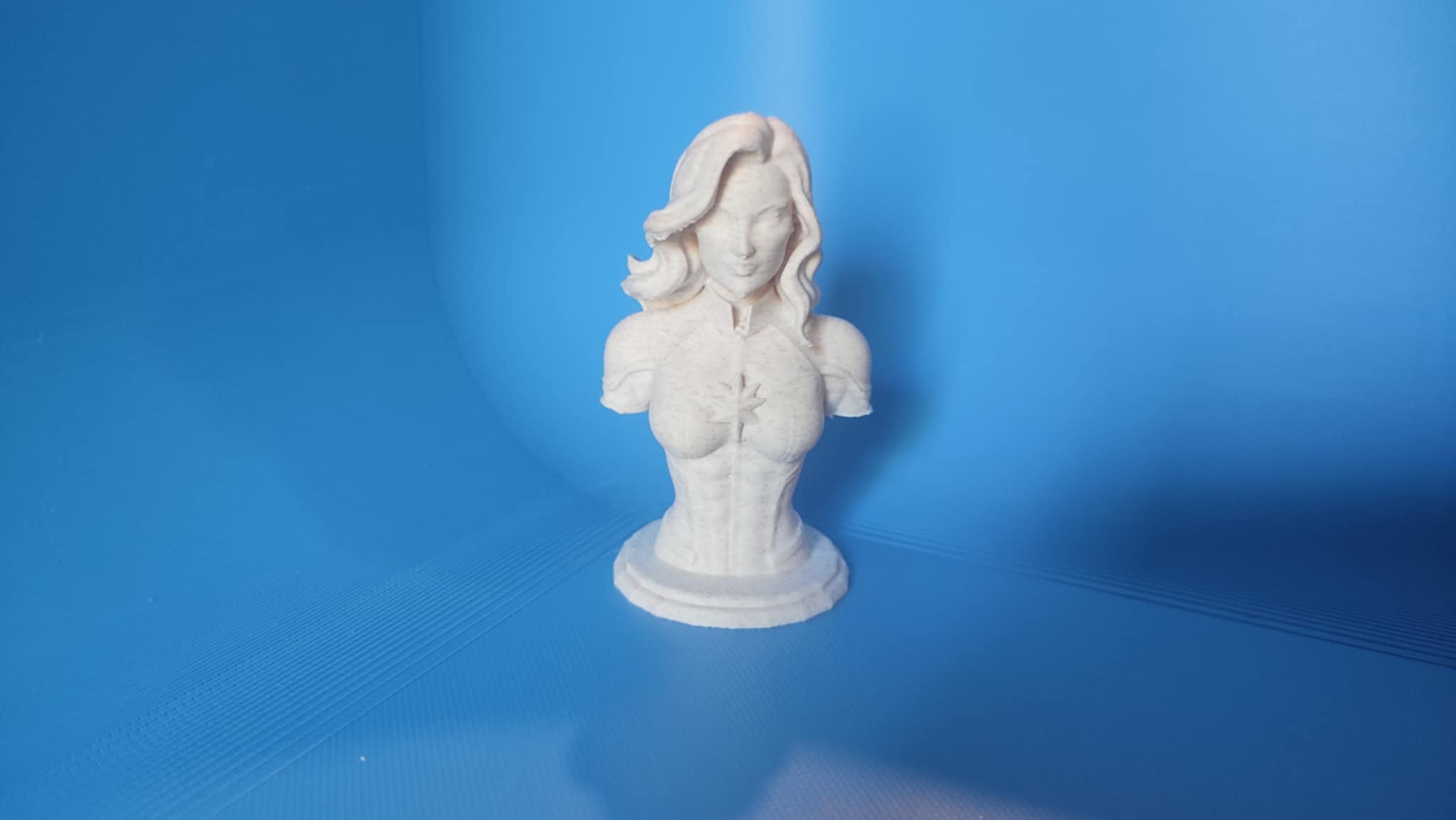 Miniatura 3 do modelo 3D Bust Captain Marvel