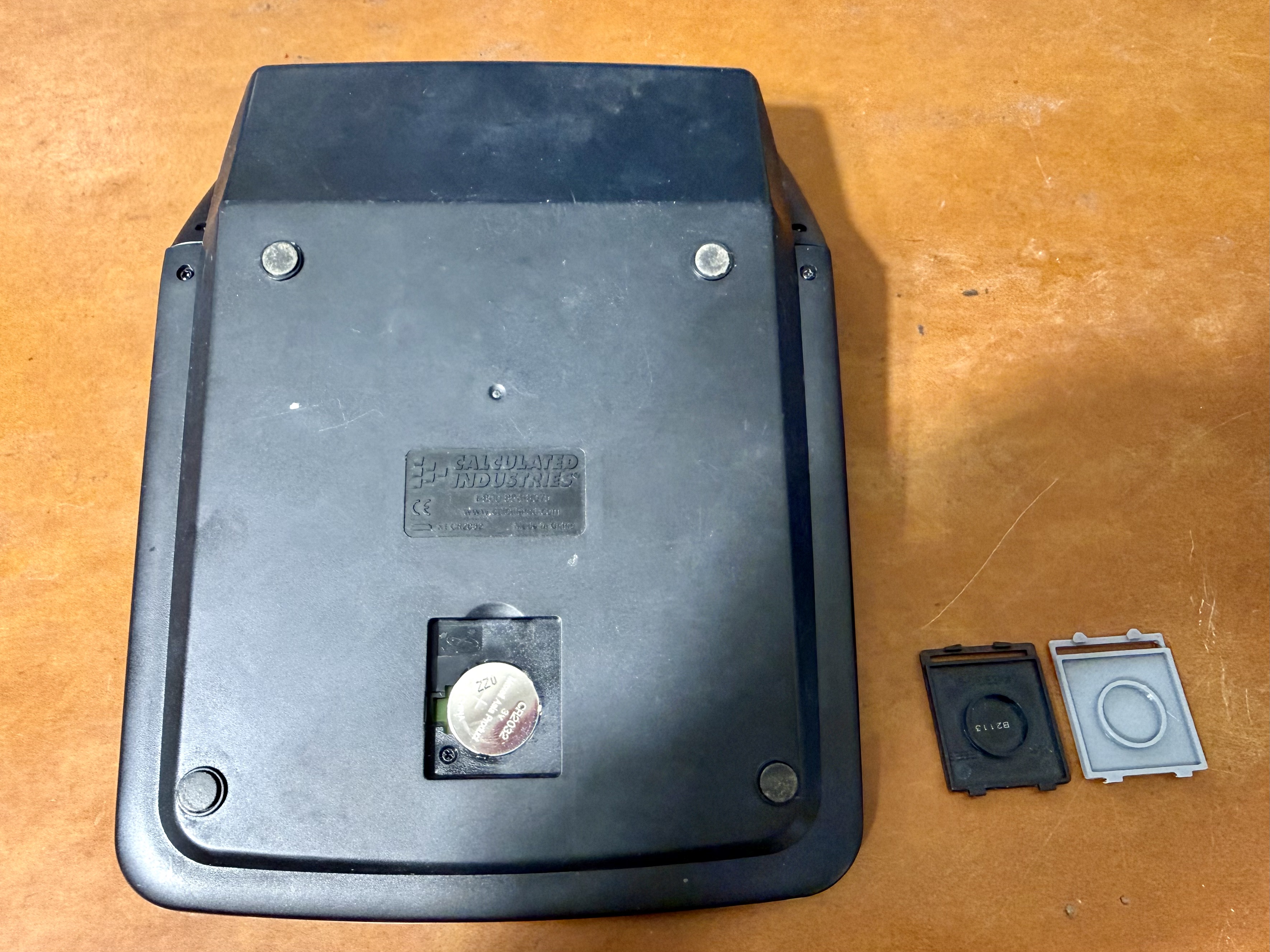 Construction Master Pro Desktop Calculator - Battery cover