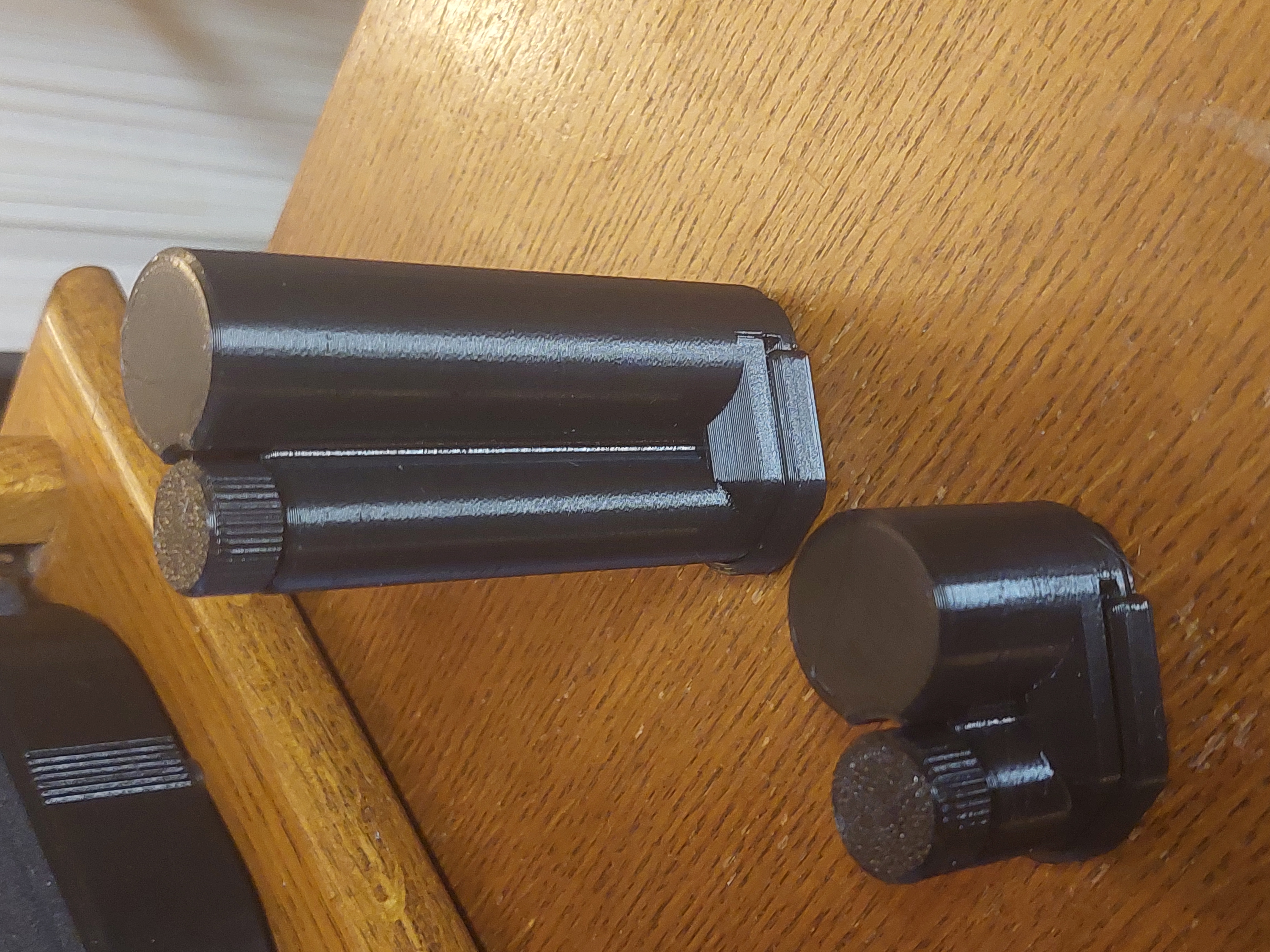Pocket storage for insulin pen needles