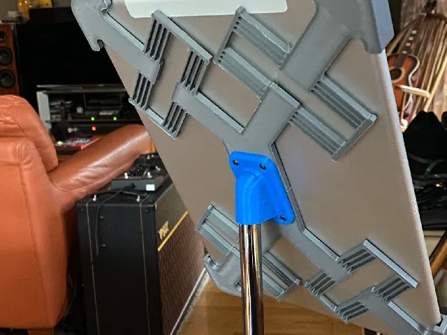 iPad mic stand mount