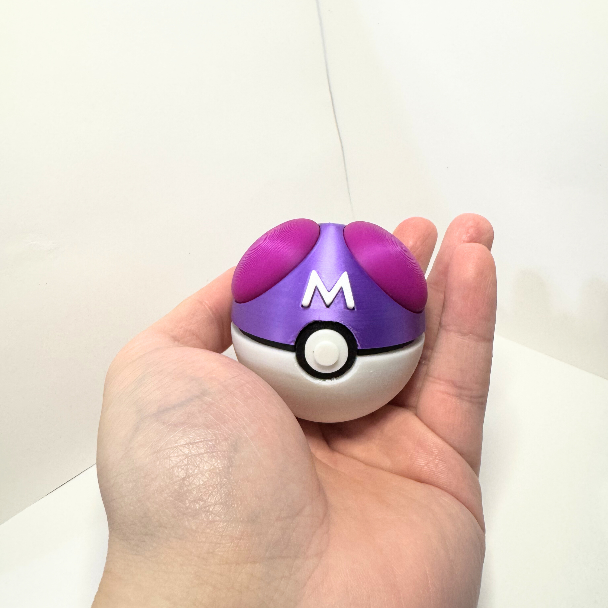 Miniatura 2 do modelo 3D Master Ball