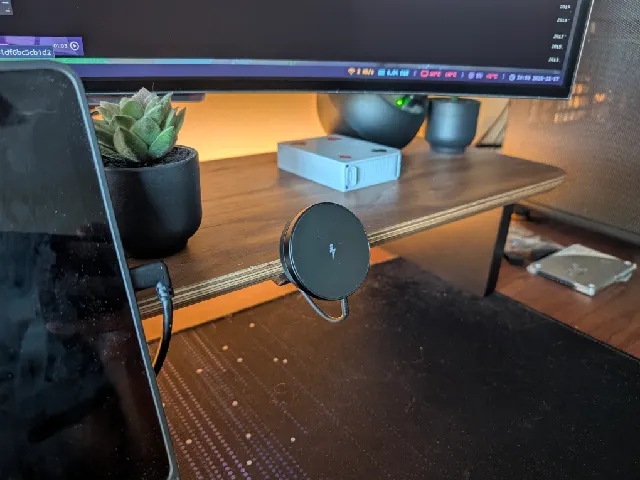 Balolo Setup Cockpit MagSafe Phone Mount