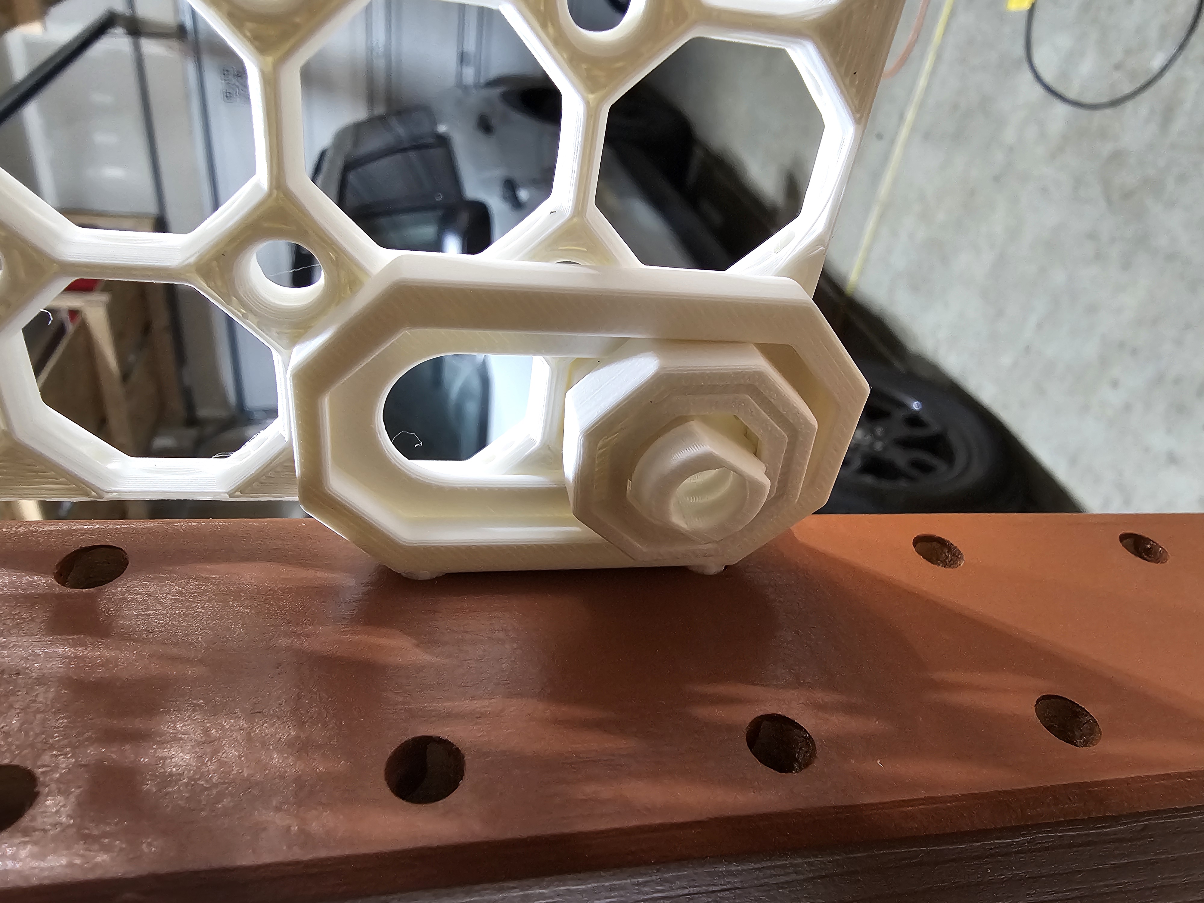 IVARR Multiboard Side Bracket