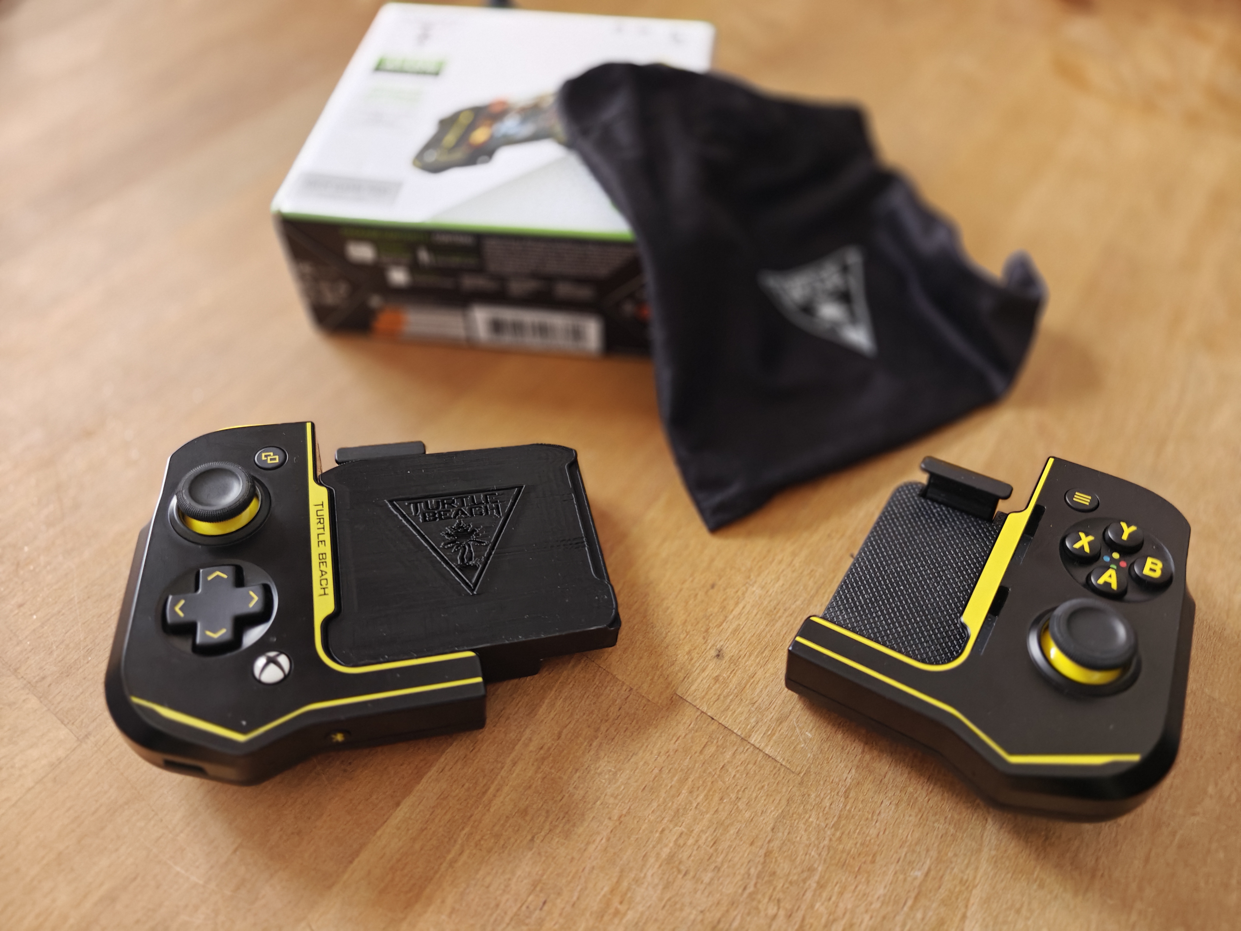 Turtle Beach Atom connector