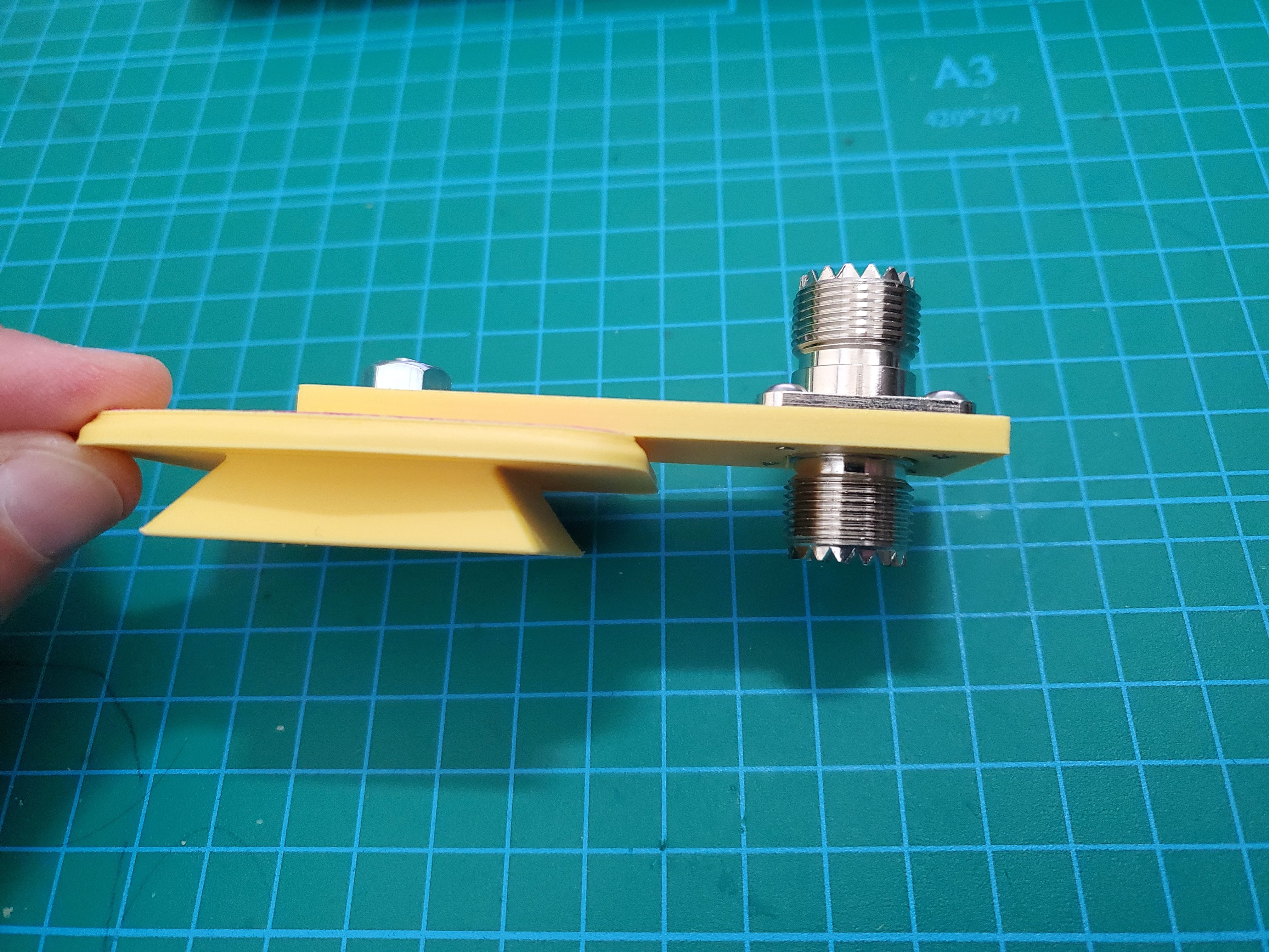 Antenna Bracket SO239 for Camera Tripod mount