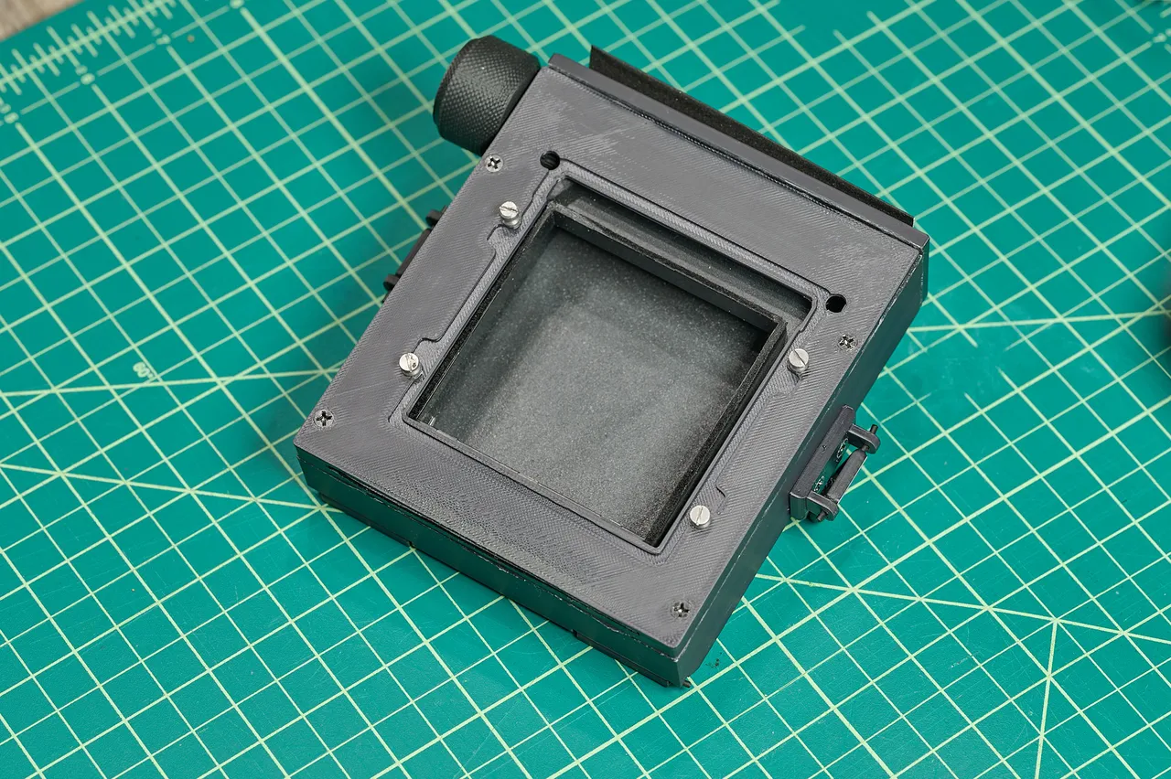 Mamiya RB67 Pro-S Instant Film Back (using JollyLook square dev