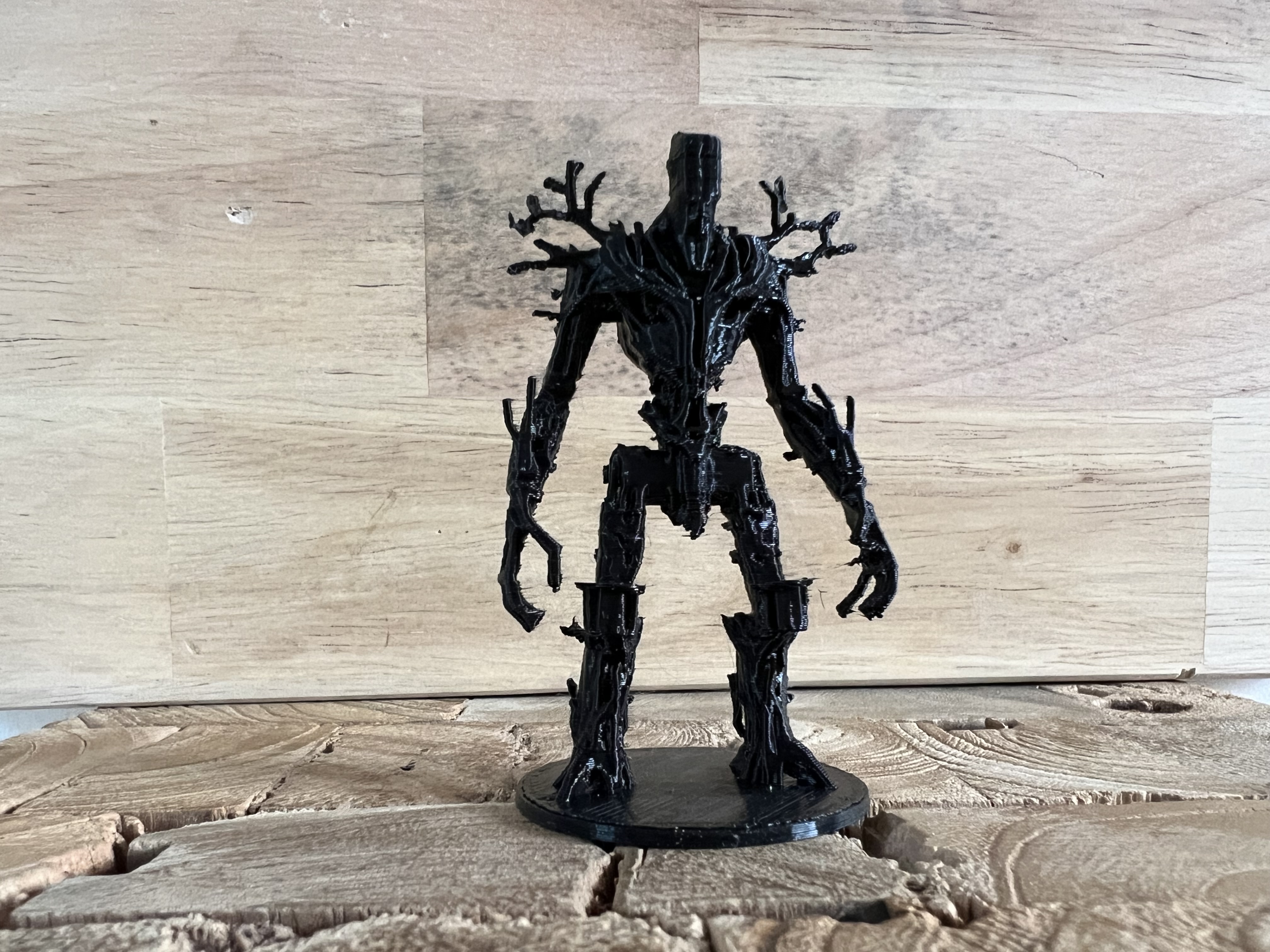Standing Tree Golem — miniatura 2