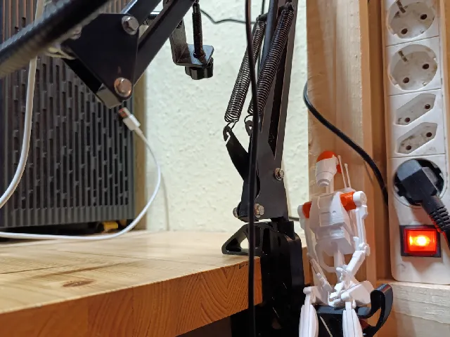 Mic_desktop_clamp
