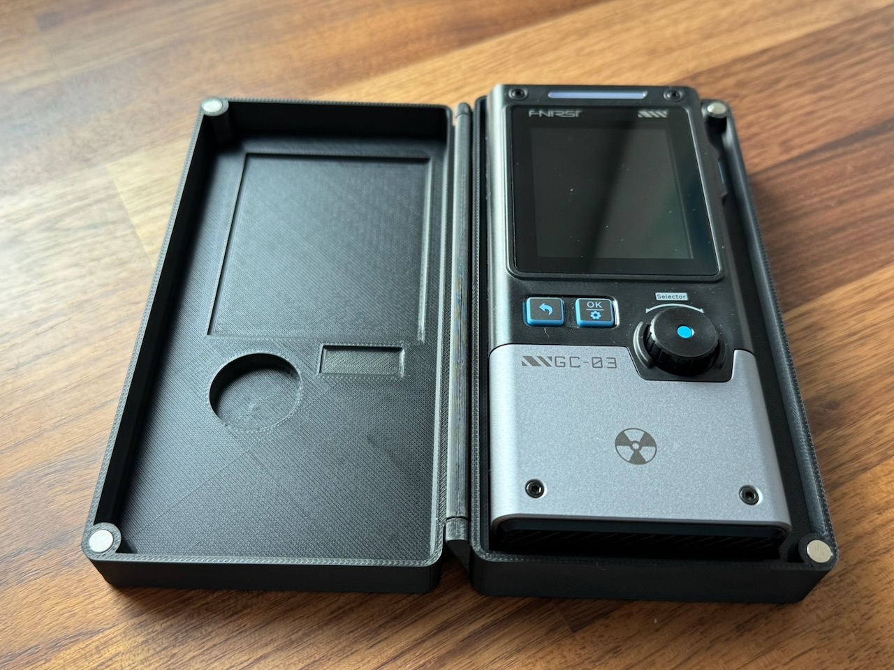 Fnirsi GC-03 radiation detector storage box