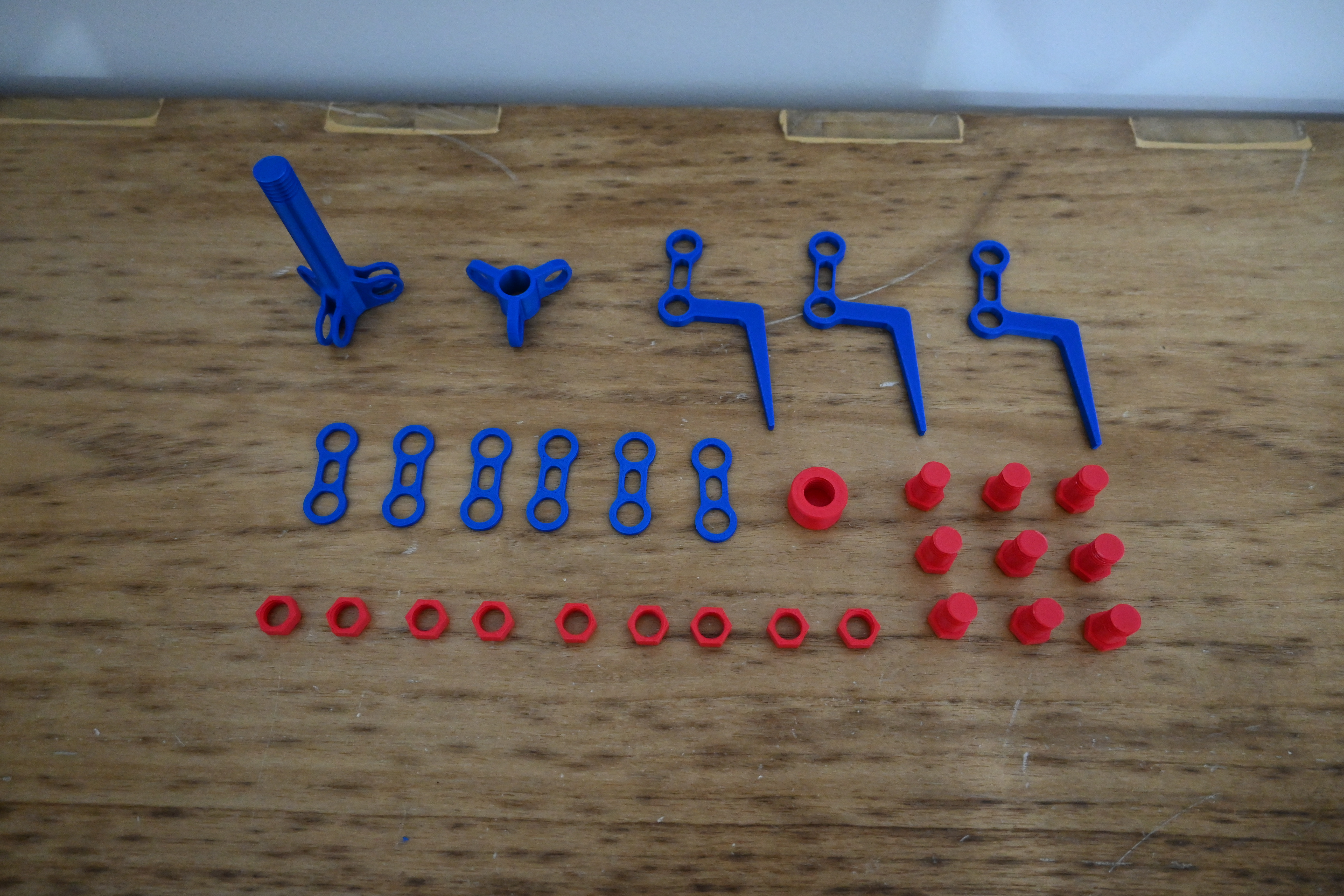 Claw / Grabber fidget — thumbnail 5