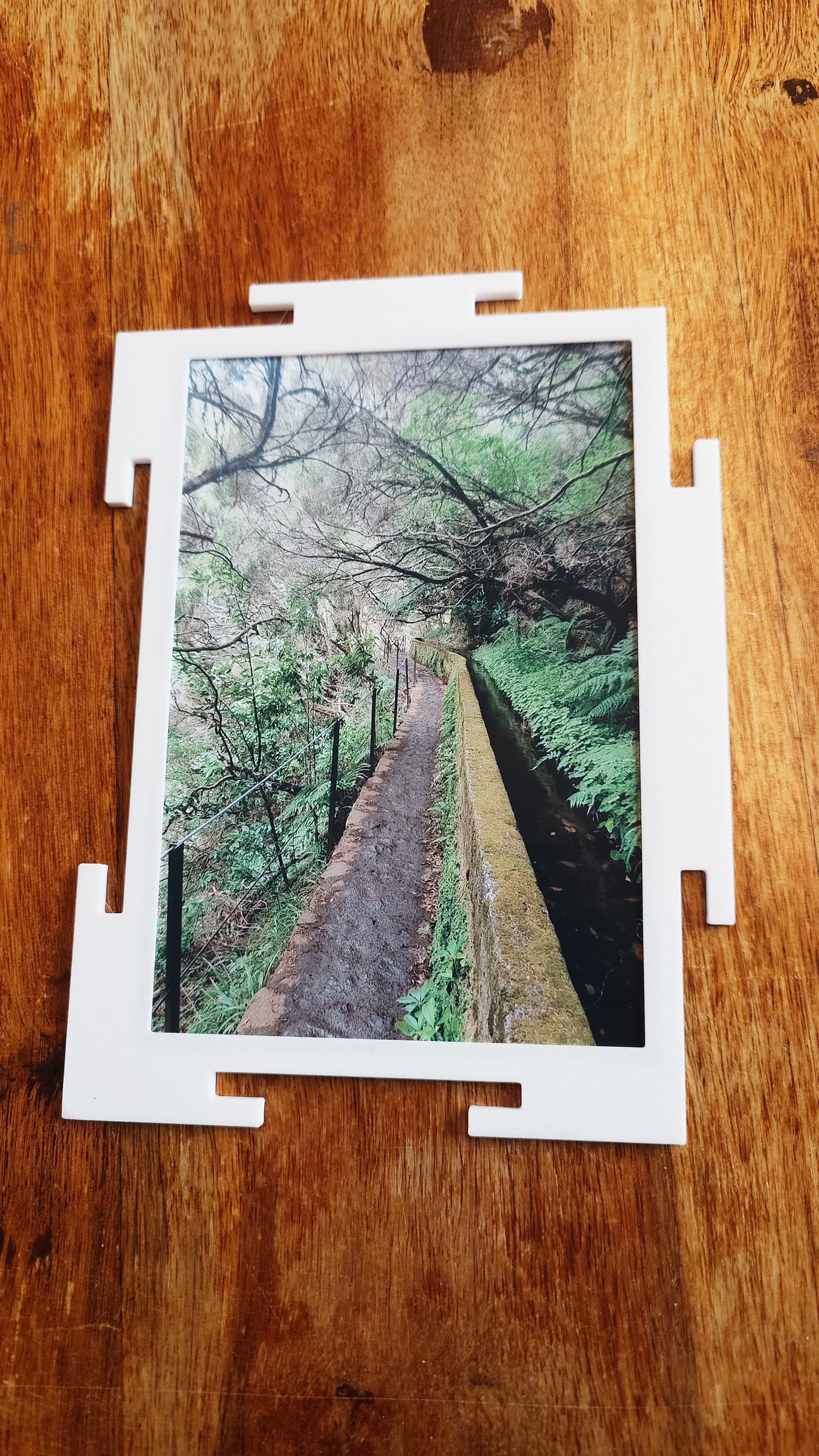 Infinite minimalistic frame puzzle for photos (100x148)