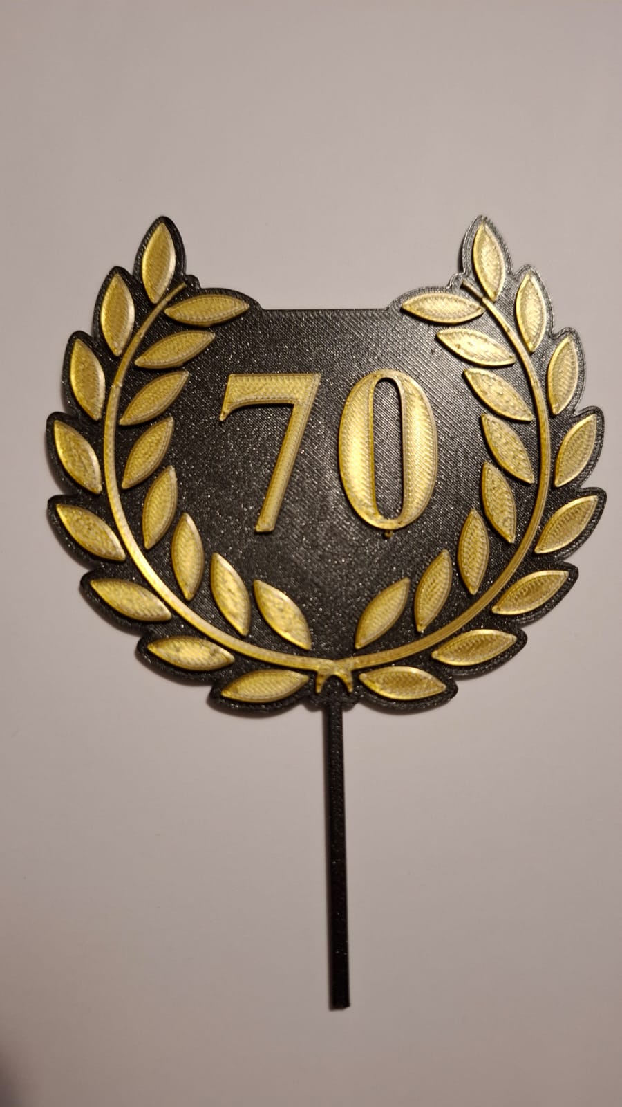 Number topper