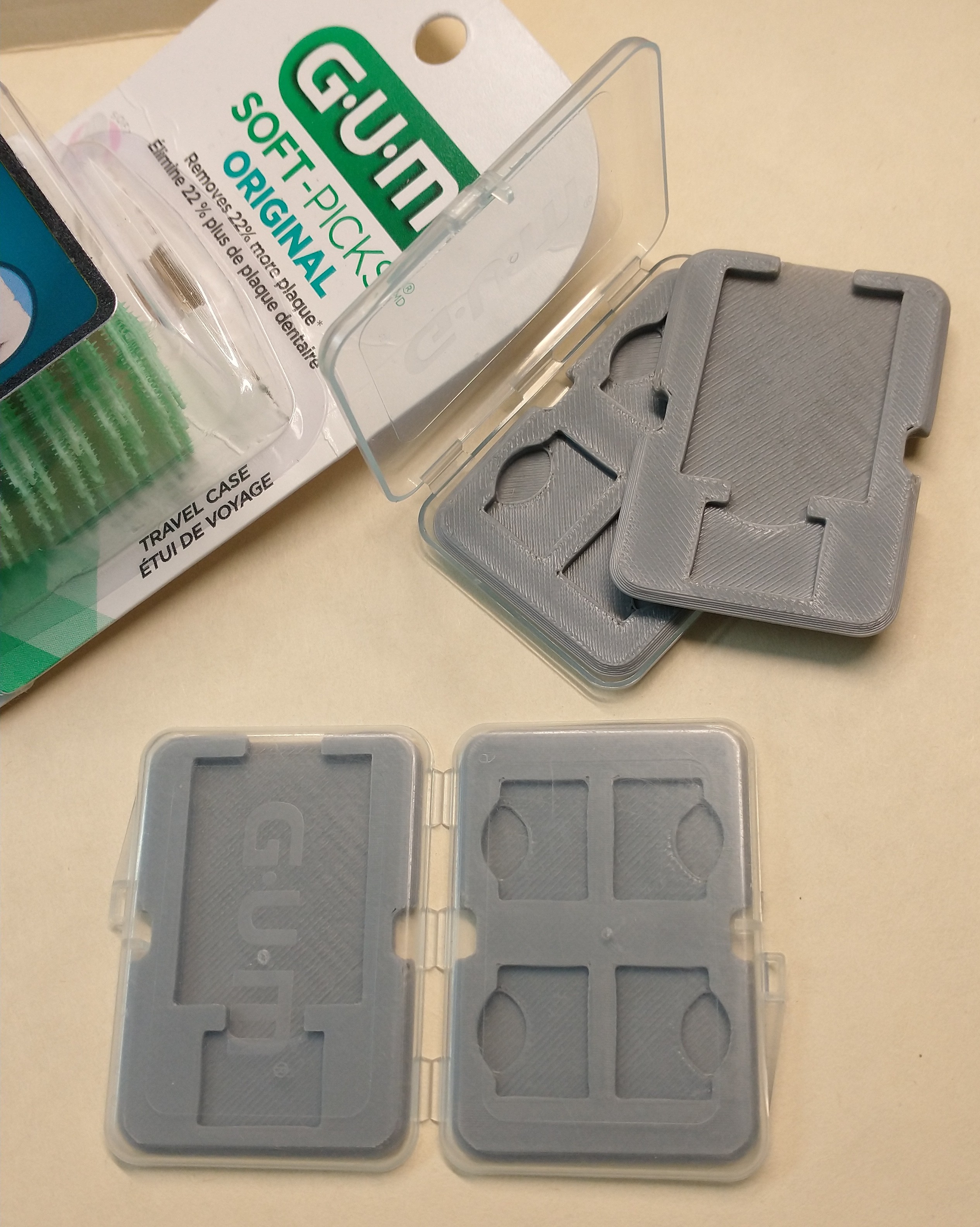 SD card inserts for GUM travel case 3D model