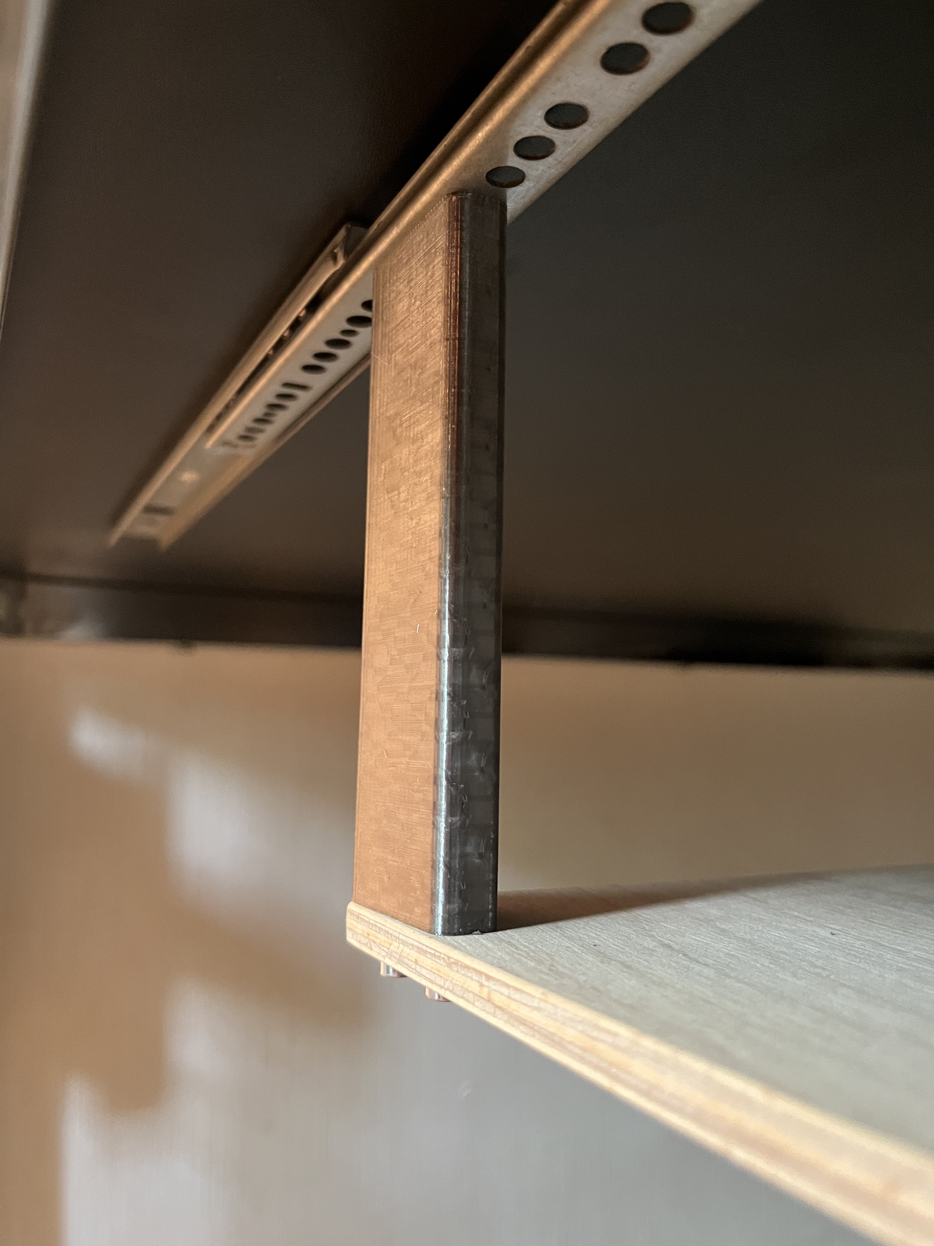 Supports - shelf connection to draw slide
