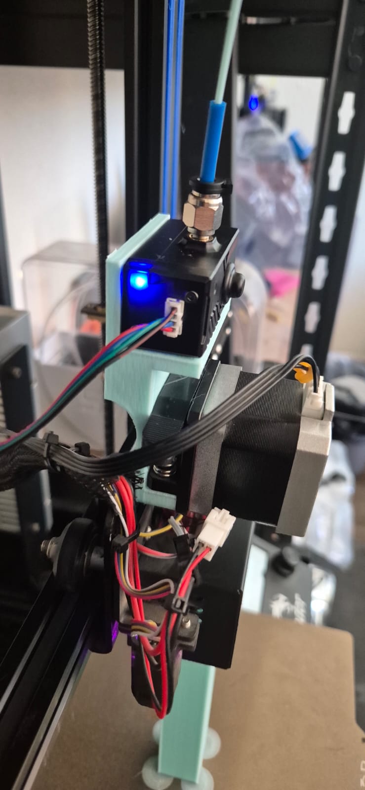 sfsV2 holder