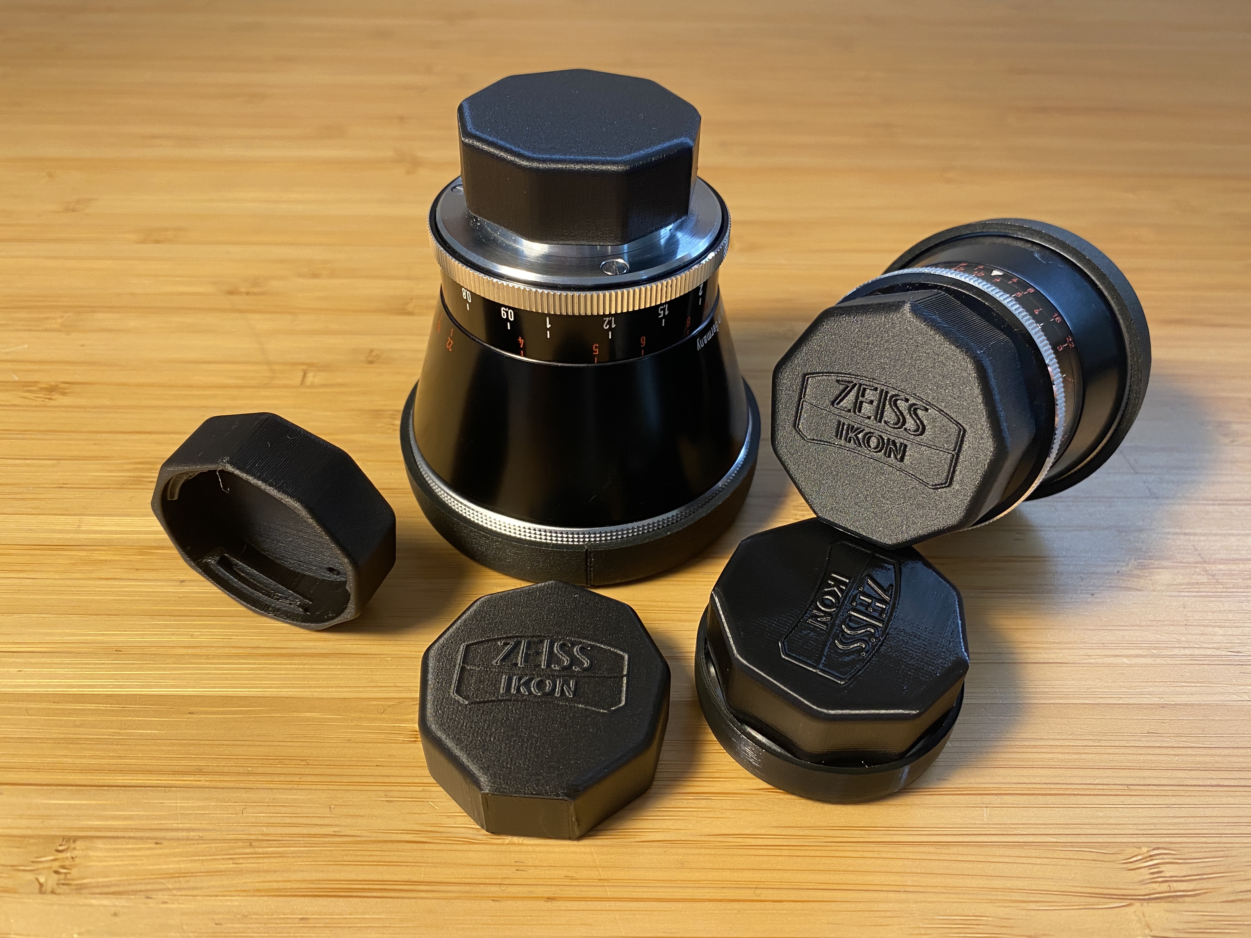 Zeiss Ikon Contaflex rear lens cap (Pro-Tessar front lens)