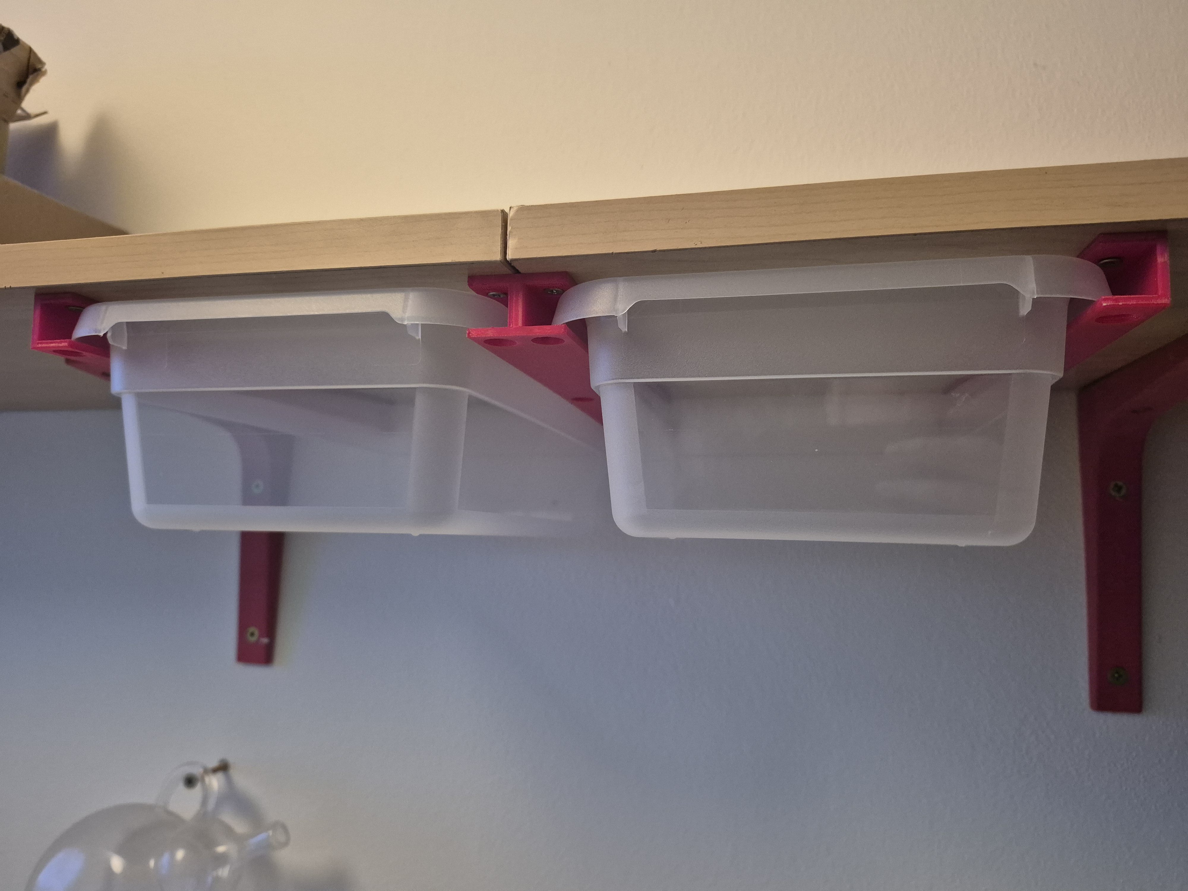 Box holders / Držák boxů / Box rails