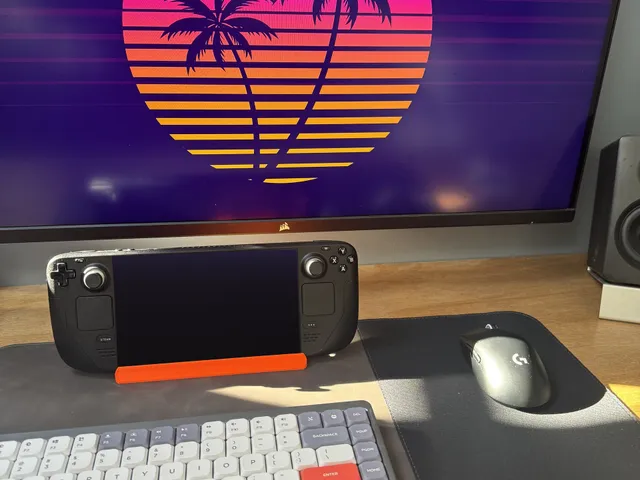 Steam Deck Desk Stand – USB-C dock stand that keeps the vents free