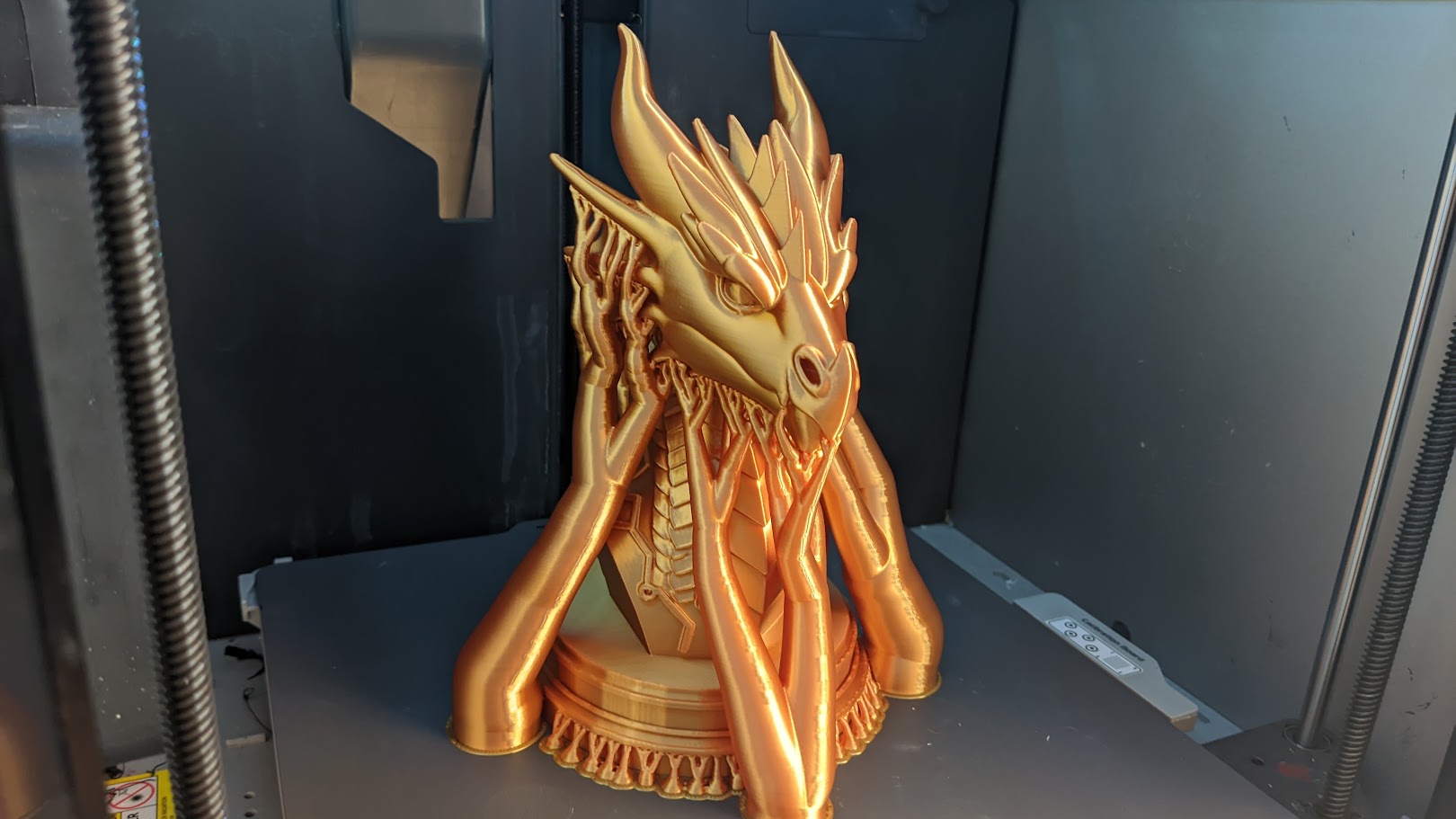 Miniatura 5 do modelo 3D Lightning Dragon Bust