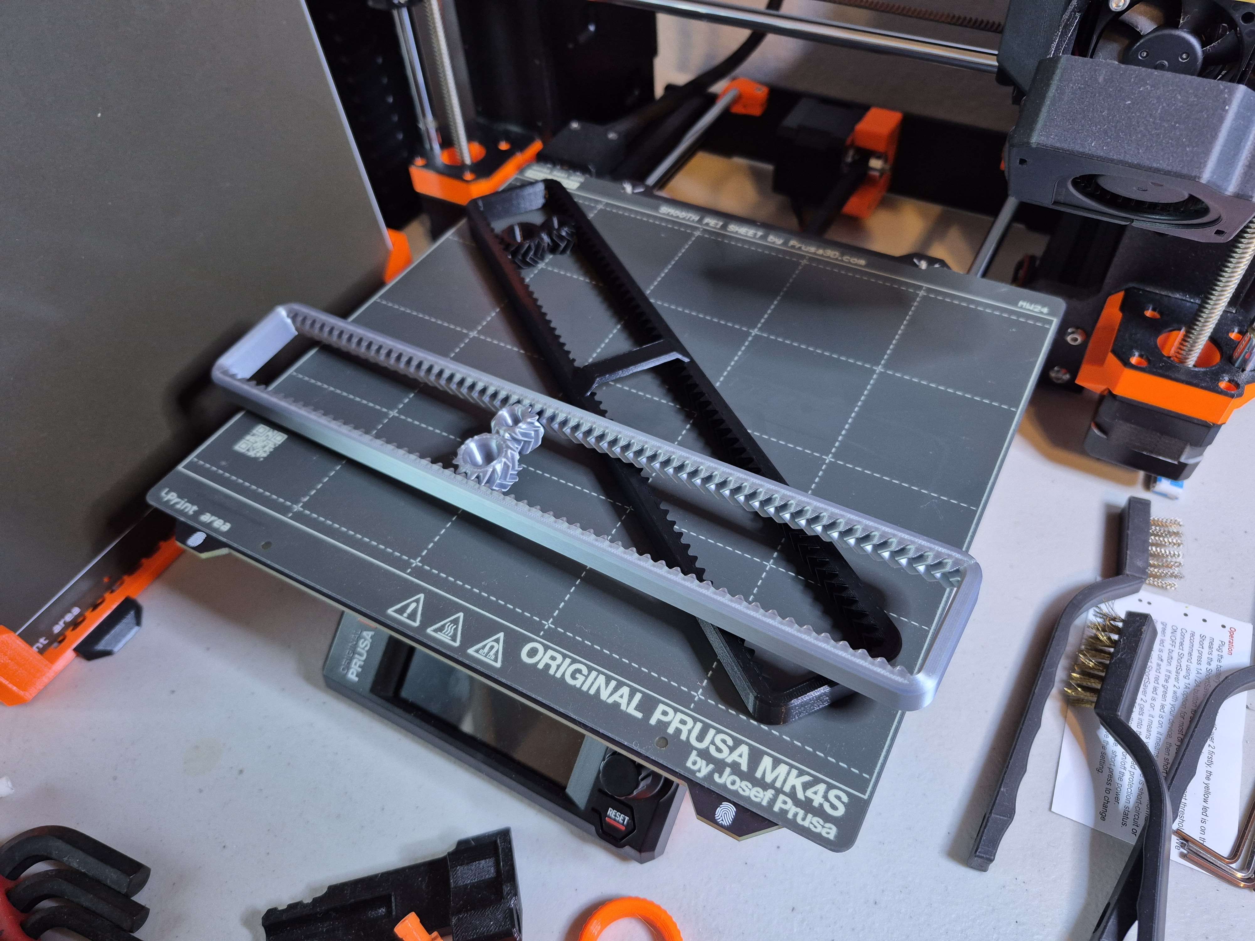 Gear Rail Fidget Thing - Longer Versions