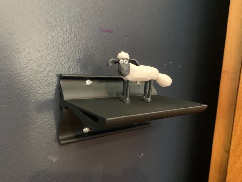 THE Shelf...  one-piece/simple modern shelf