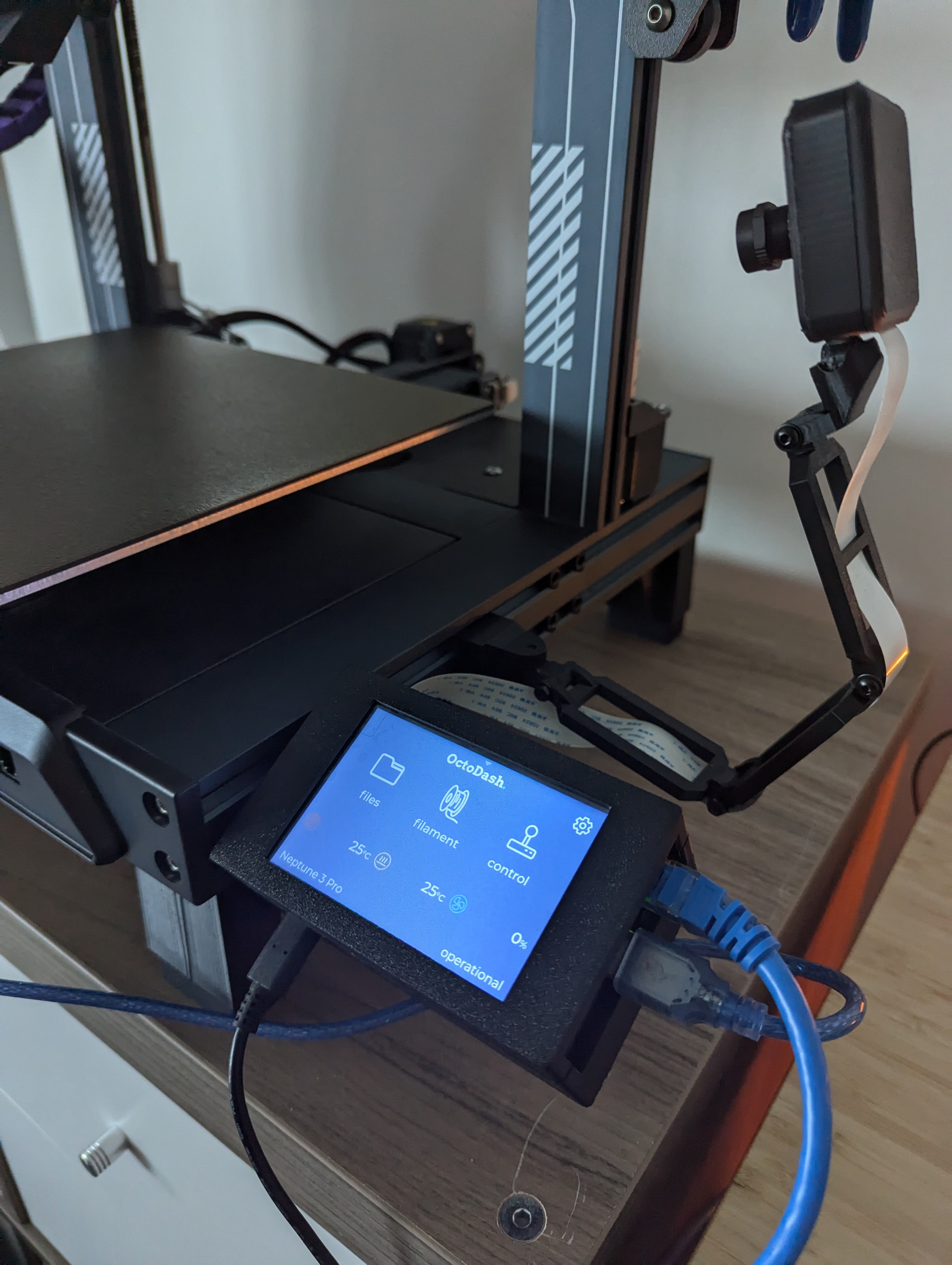 Raspberry Pi 4B + Adafruit 3.5 TFT Case - Elegoo Neptune 3 Pro Mountable