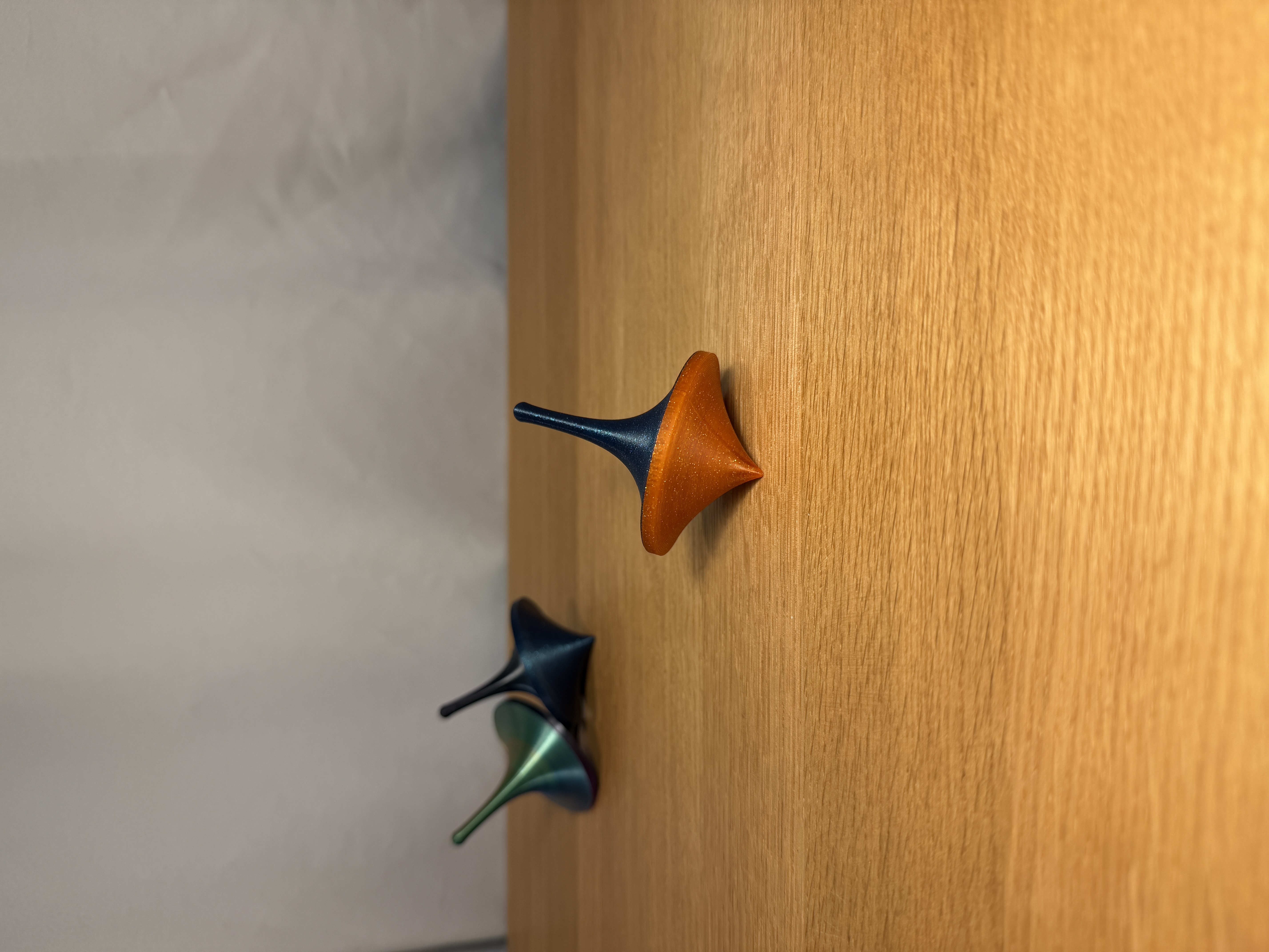 Miniatura 4 do modelo 3D Spinning Top