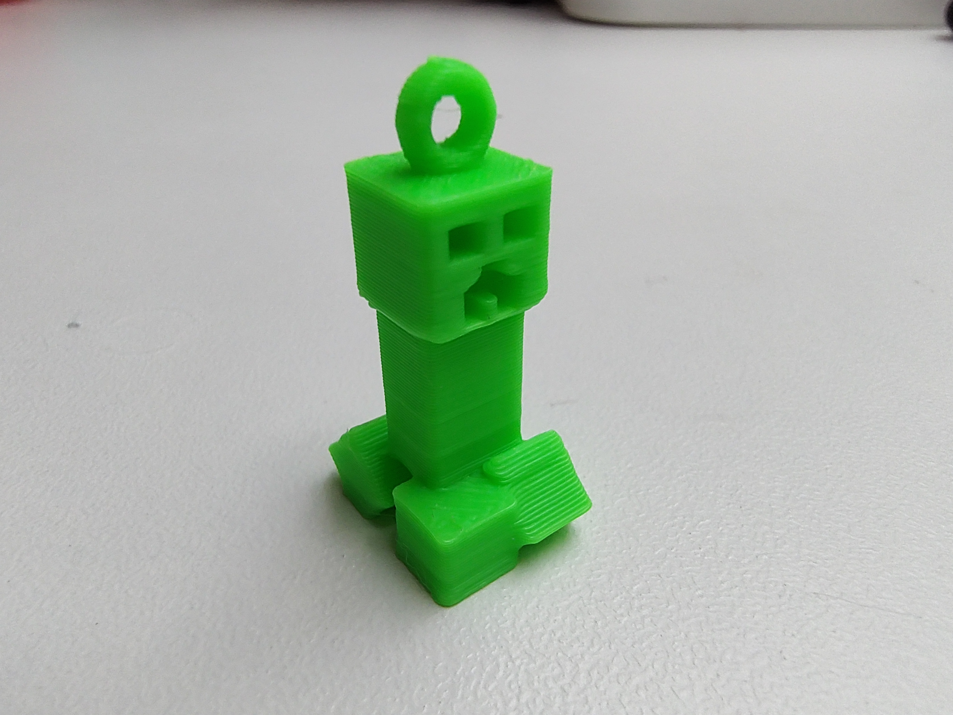 Miniatura 3 do modelo 3D Minecraft Creeper Keychain