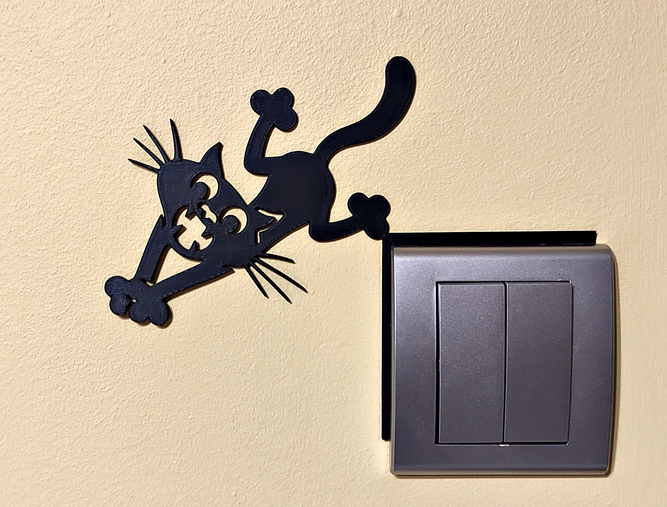 Decorative 3D Light Switch Cover – Falling Cat 2