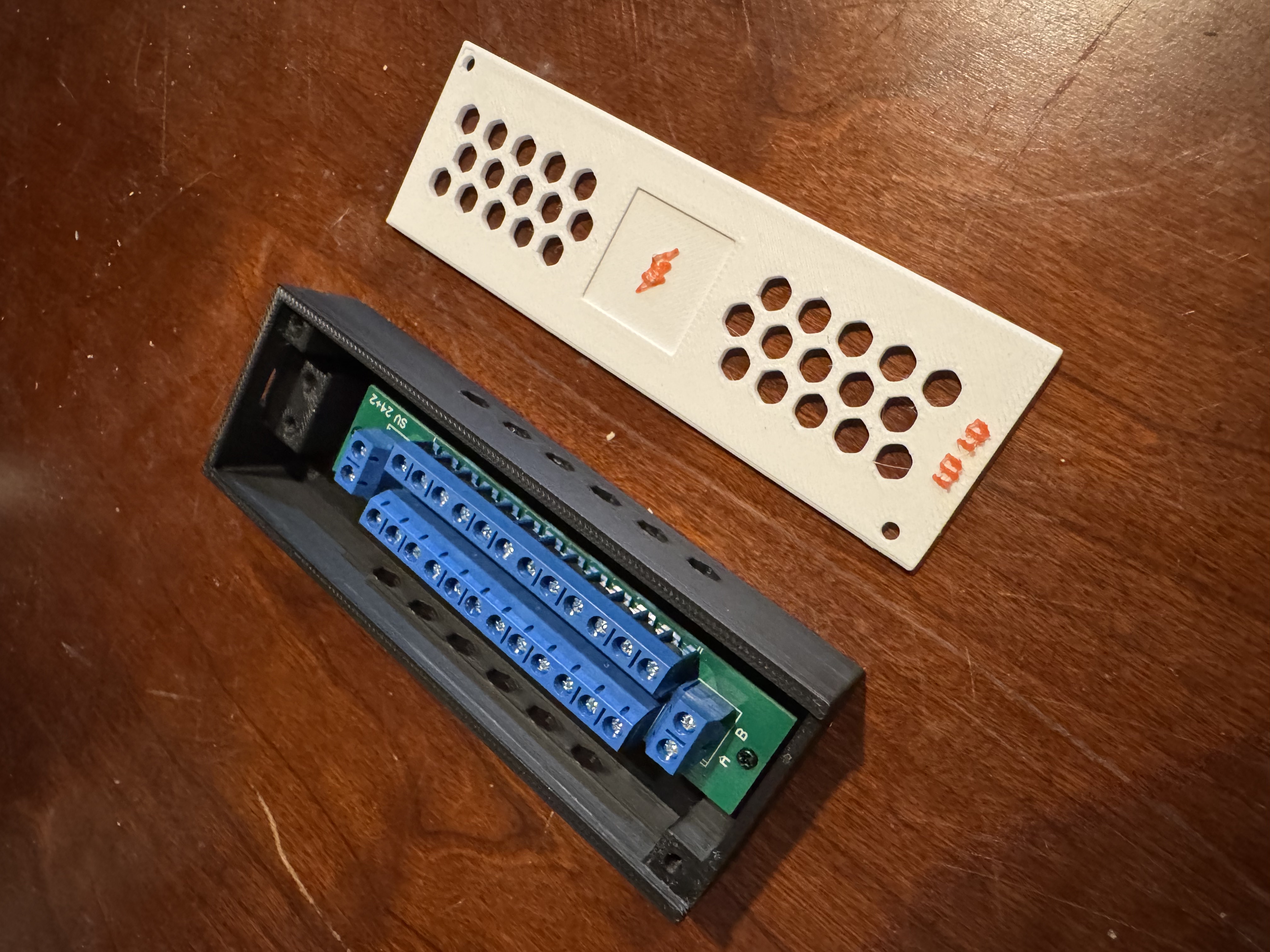 Evemodel Power Distribution Case