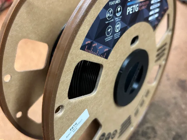 Qidibox Cardboard Spool Ring (Parameterized)
