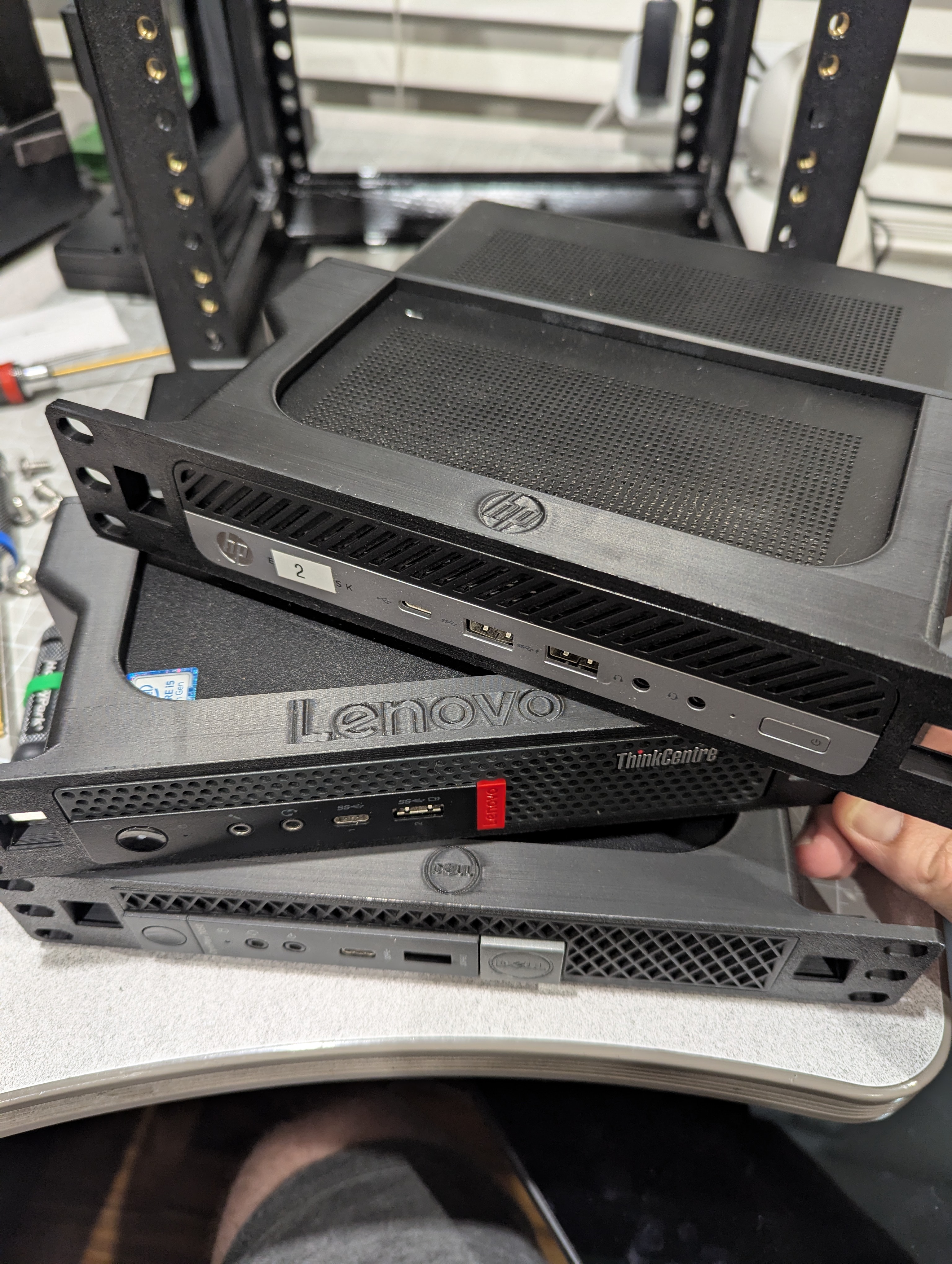 TinyMiniMicro 10" Rack Mount — miniatura 4