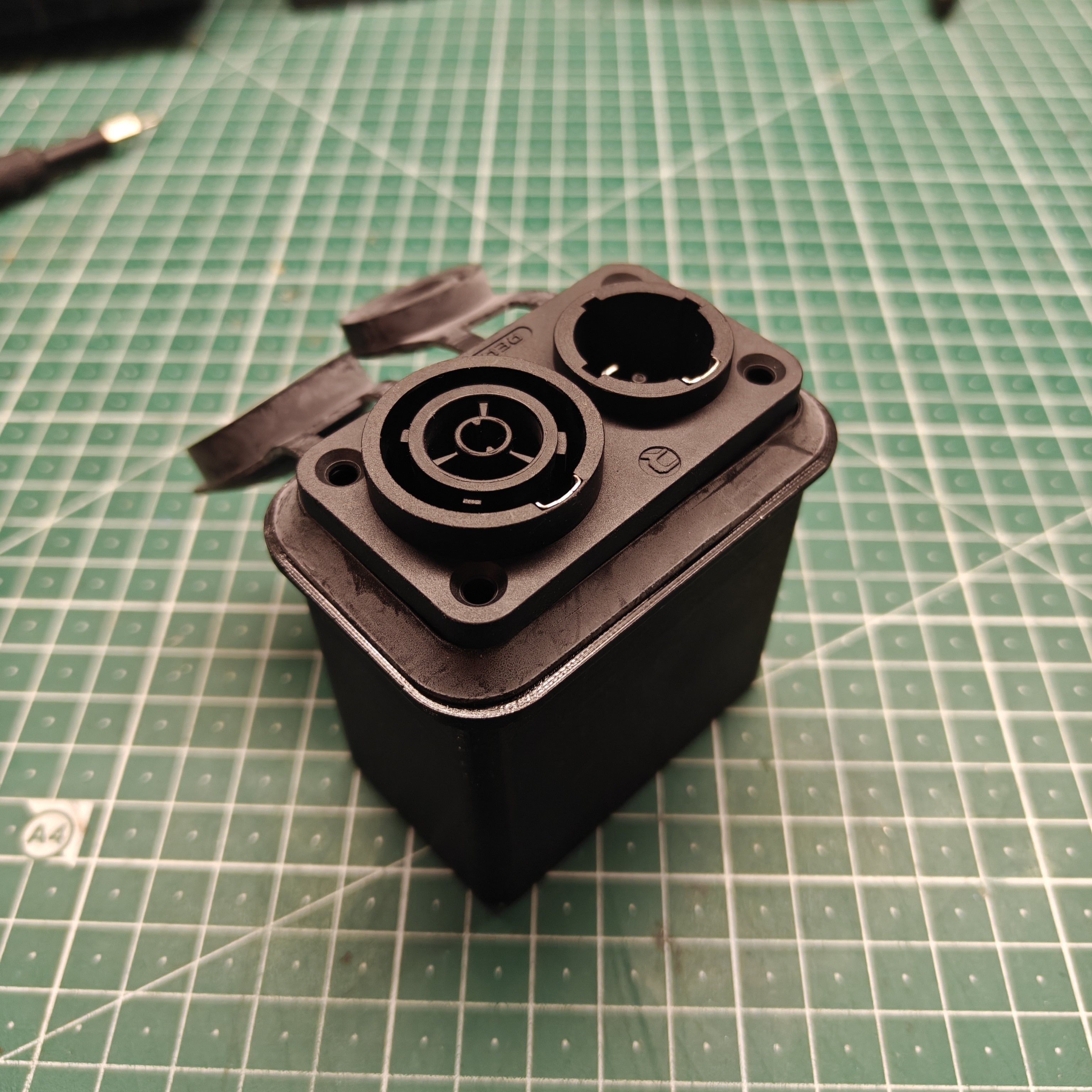 True1 Box Casing PG9