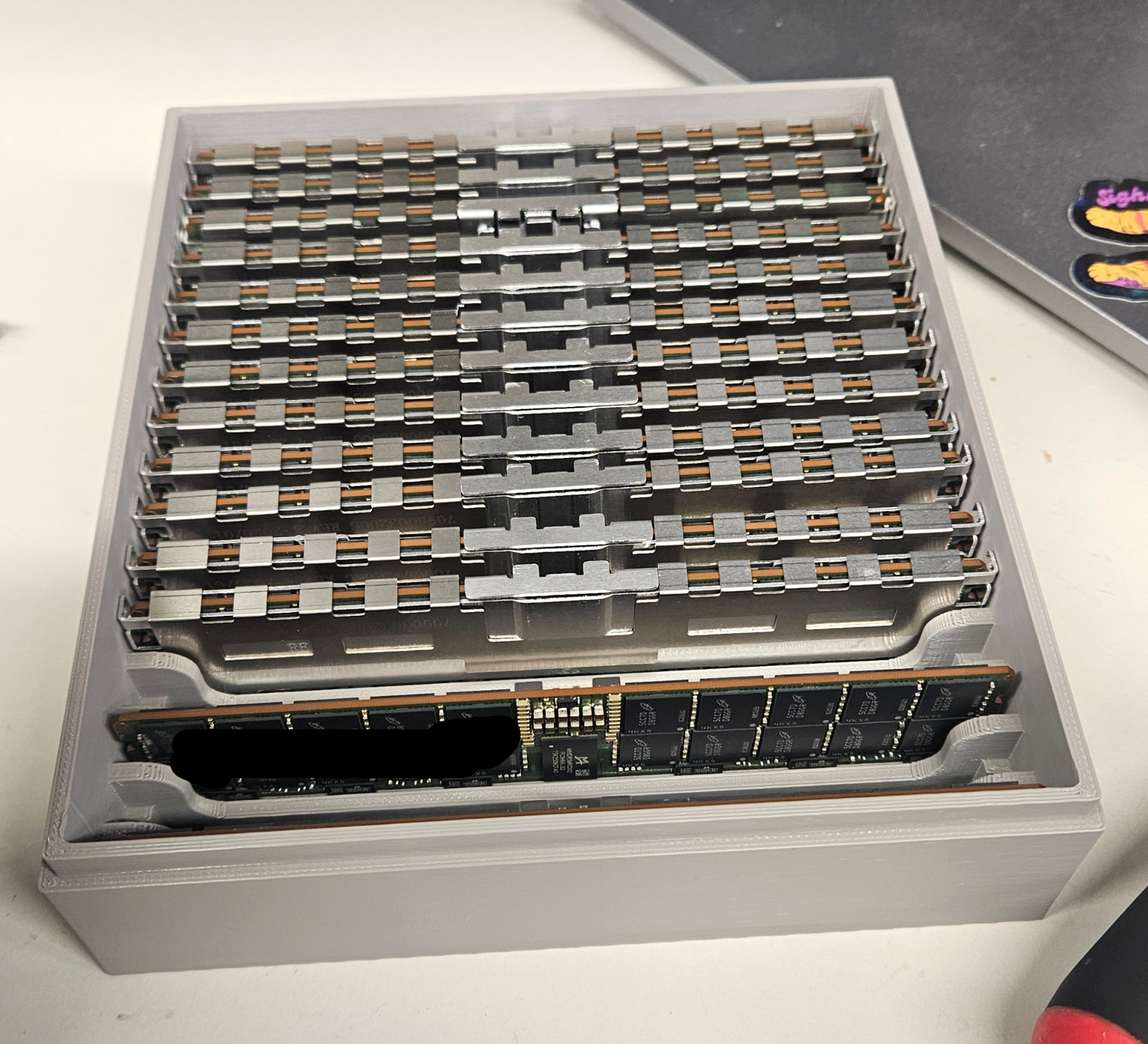 DDR5 RDIMM / UDIMM Box With Lid